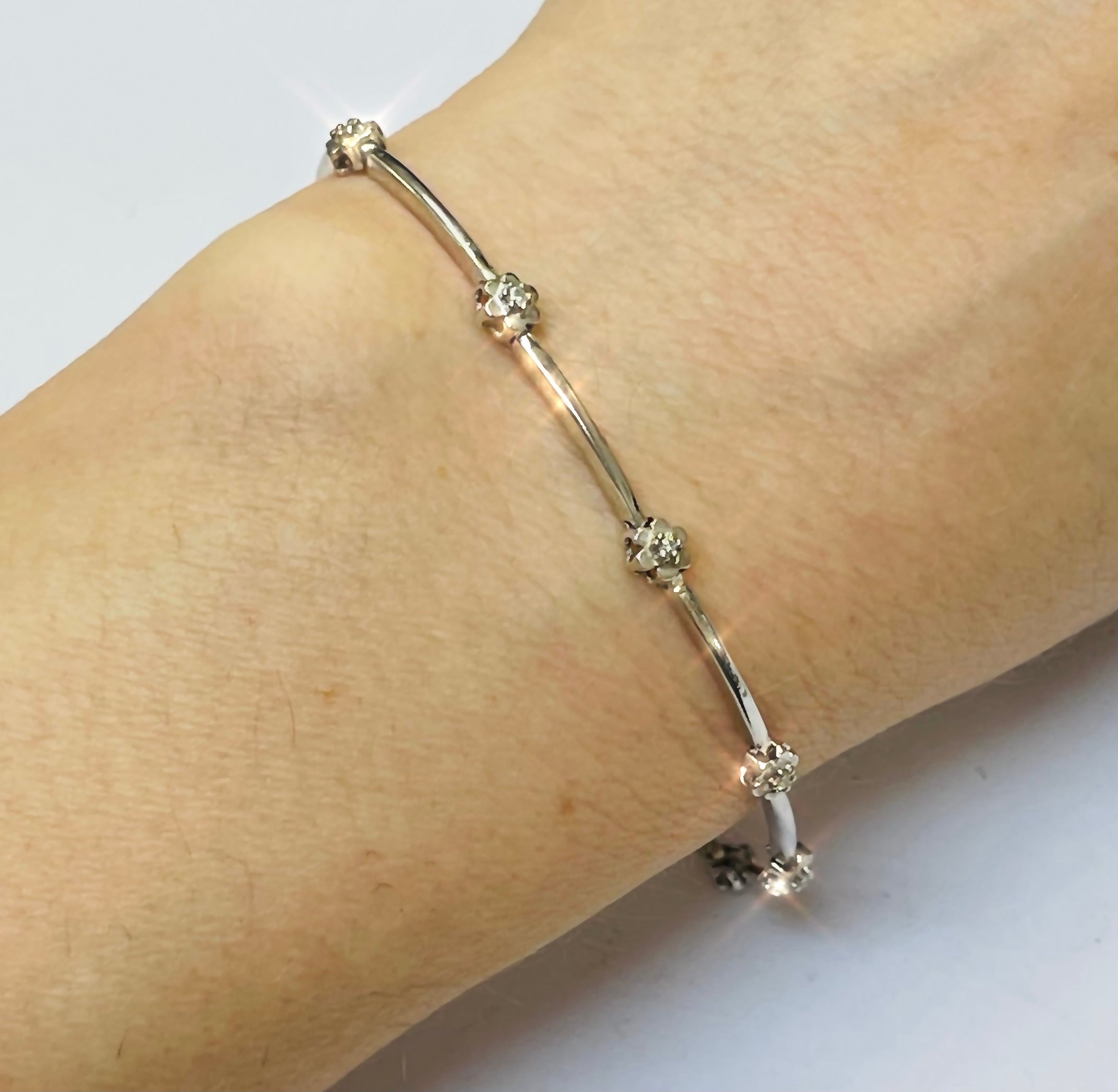 .10CT Natural Diamond 7" Solid 14K White Gold Flower Tennis Bracelet