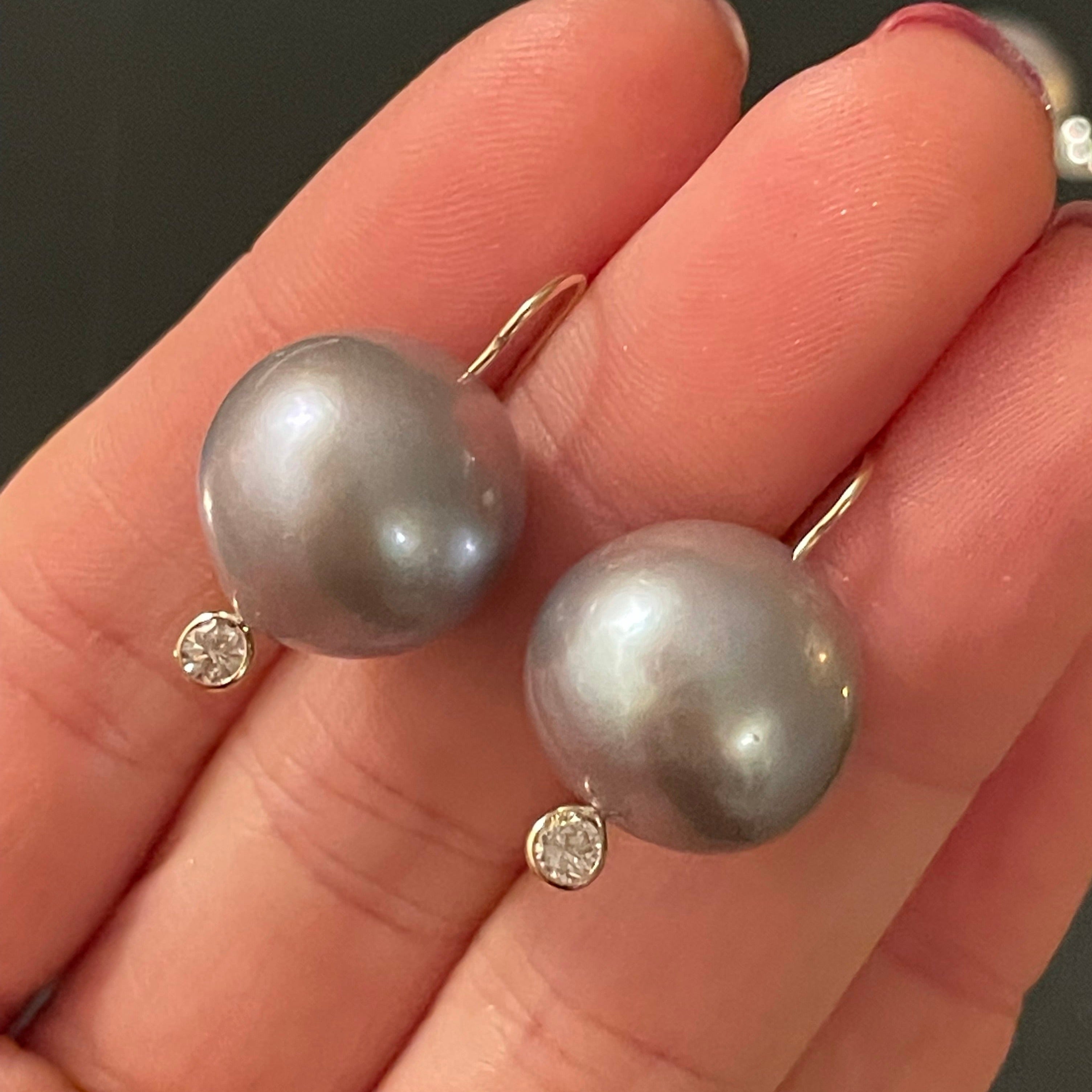 Stunning! 15mm Freshwater Pearl and Diamond 14K Gold Earrings