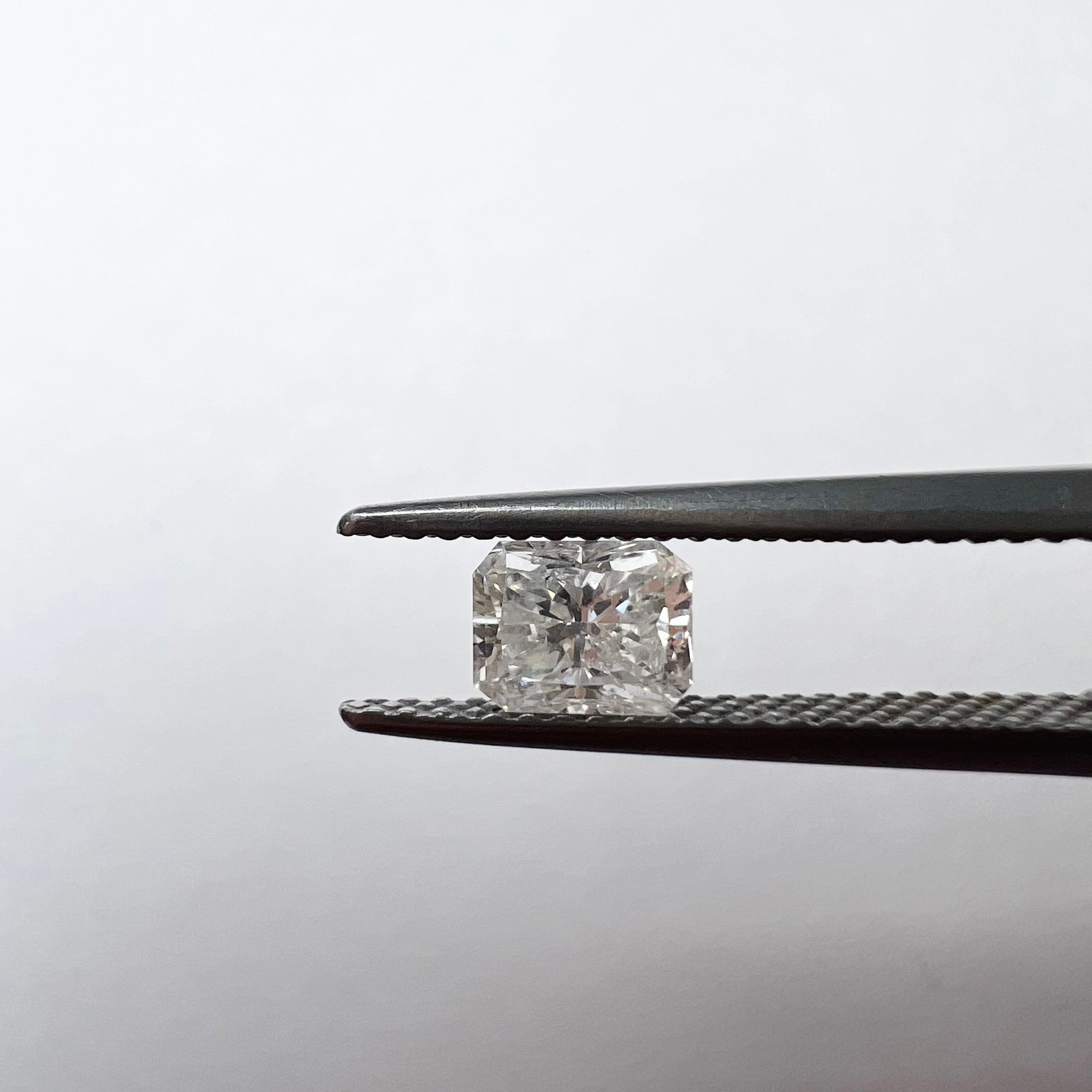 .71CT Radiant Cut Diamond I-J SI1 5.27x4.26x3.43mm Natural Earth mined