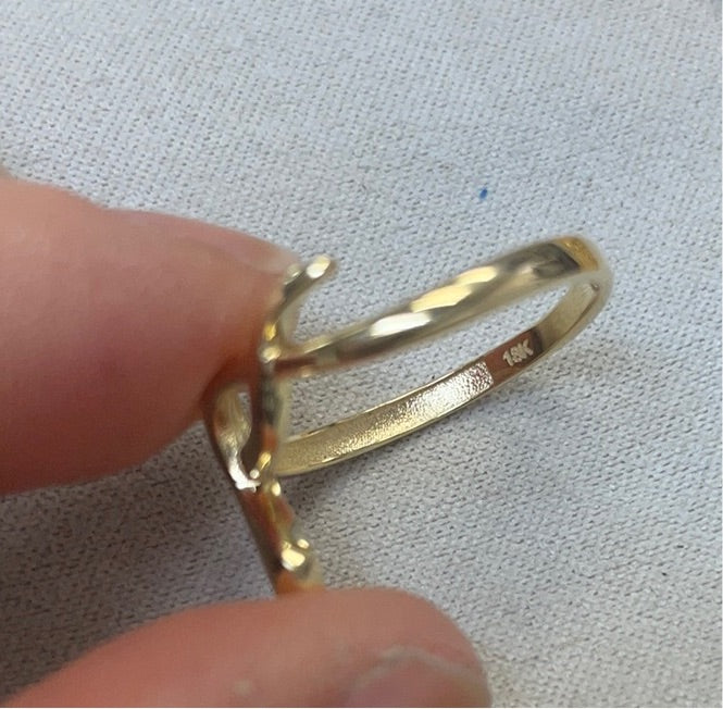 Sleek 18K Yellow Gold Snake Ring Size 7.25