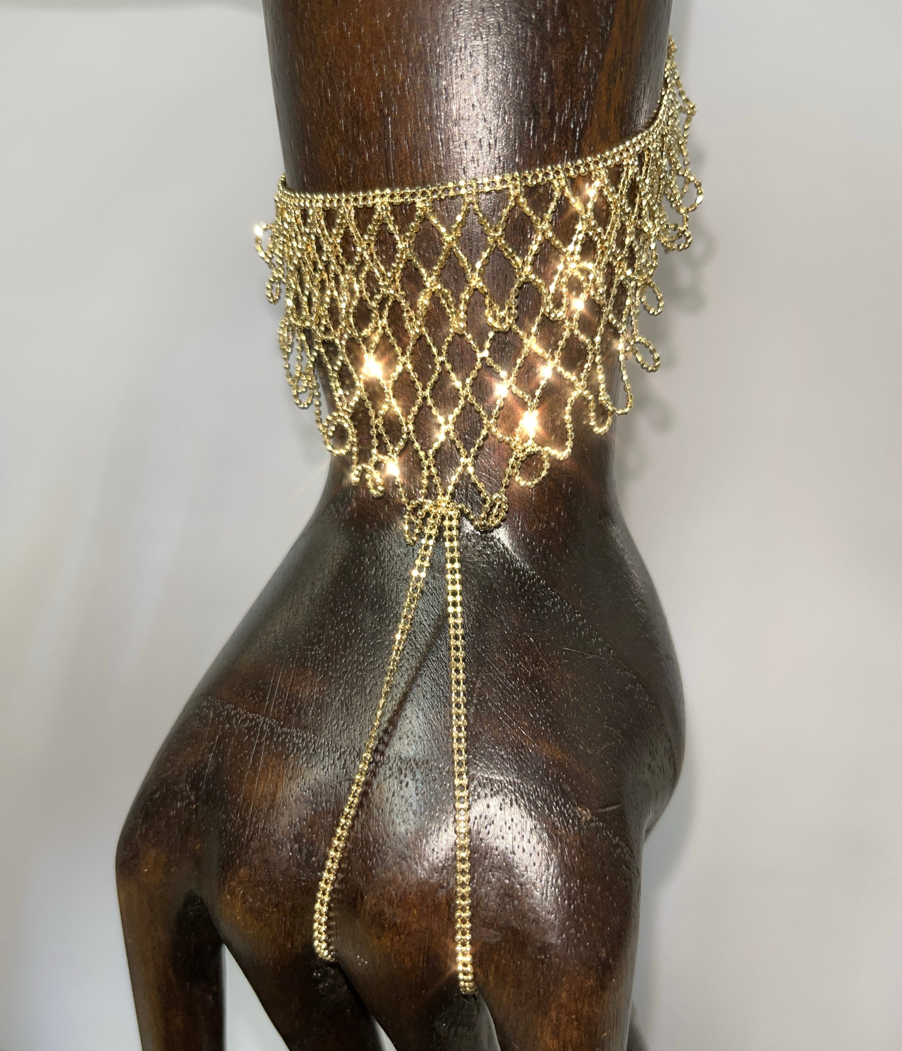 Beautiful Golden Lace 14K Yellow Gold Hand Chain Adjustable