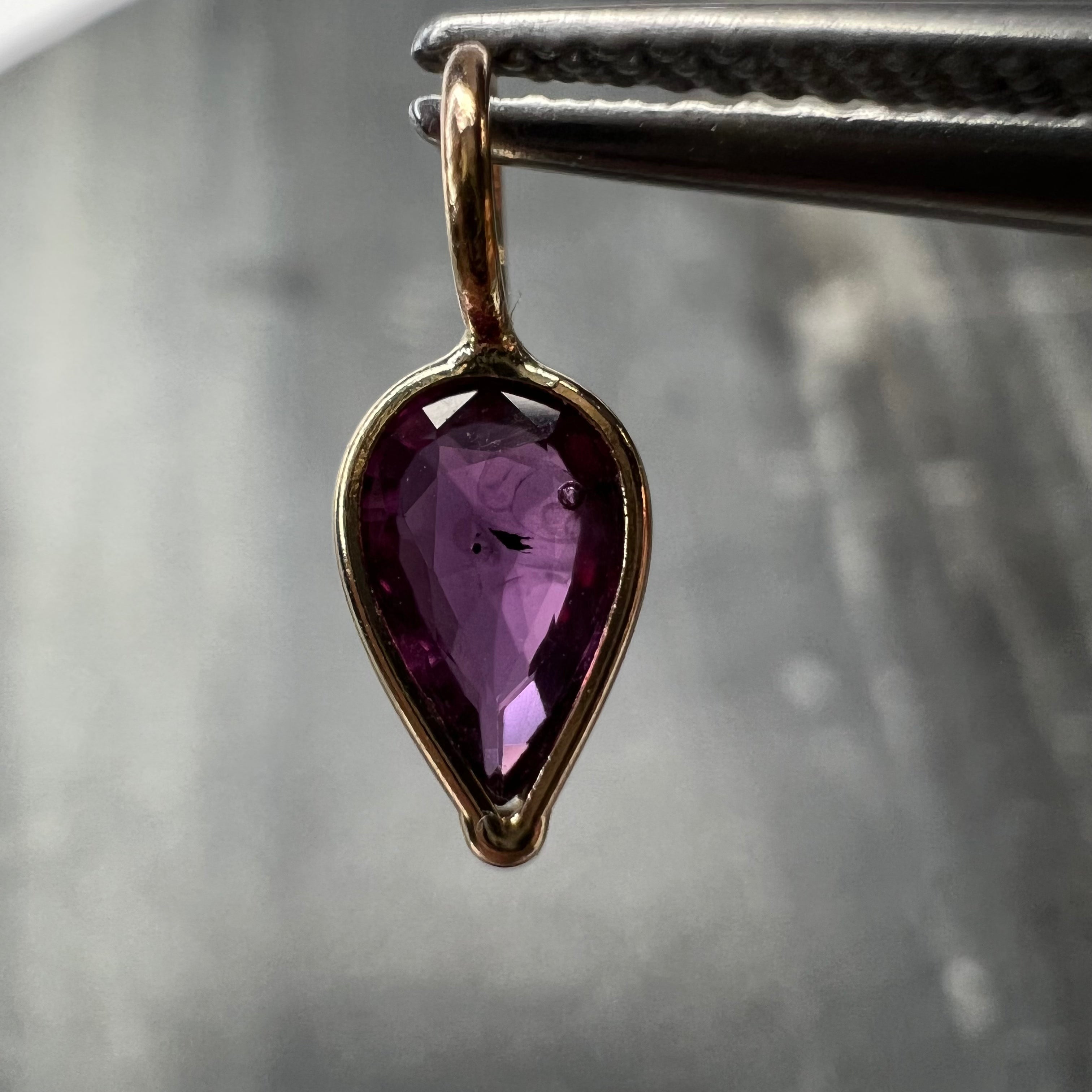 .52CT Natural Pear Ruby 14K Yellow Gold Pendant Charm 11x4.5mm