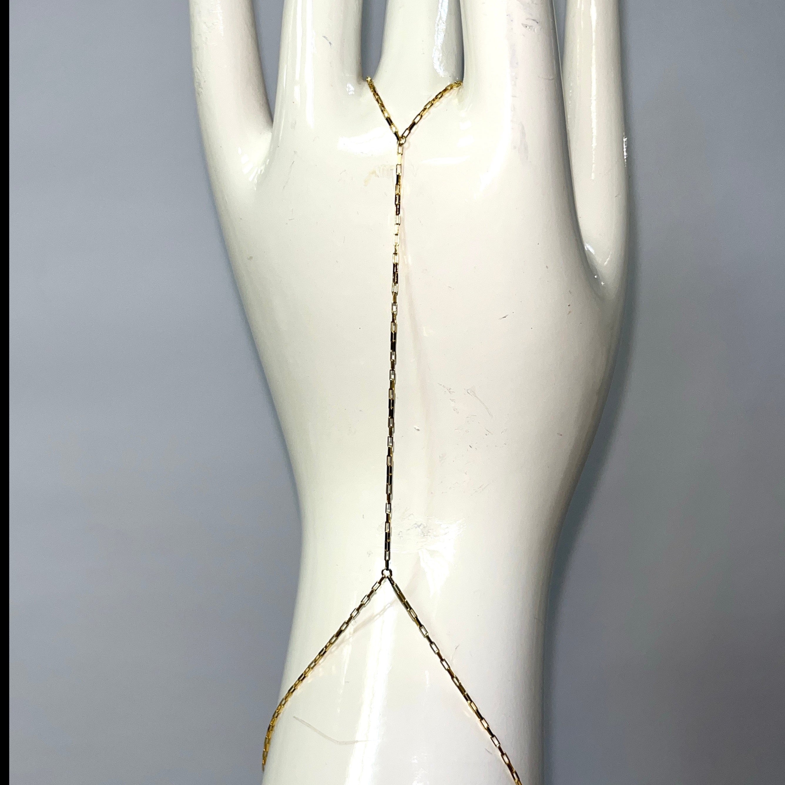 Plain 14K Yellow Gold Hand Chain