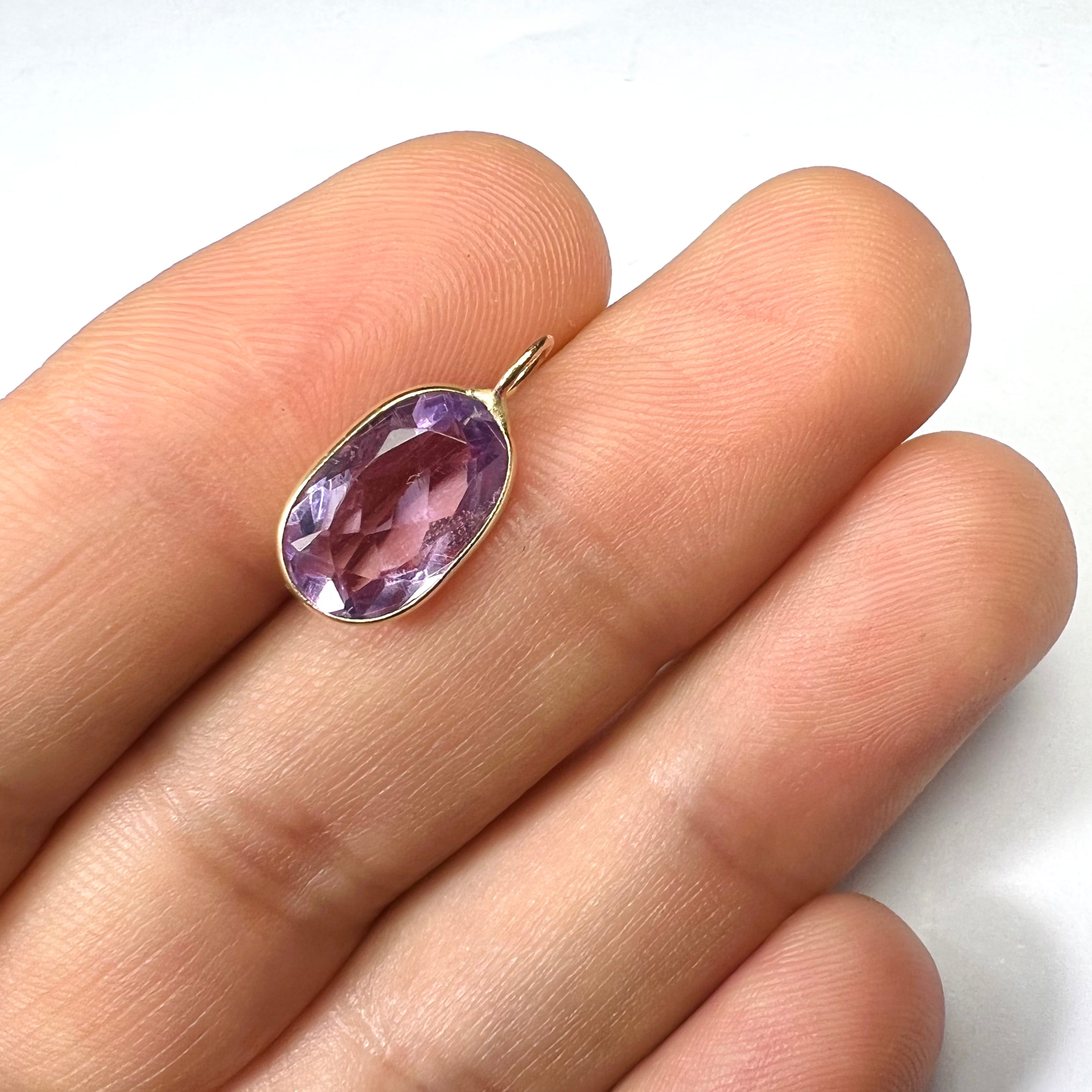 3.1CT Natural Oval Light Violet Amethyst Heart 14K Yellow Gold Pendant Charm 17x8mm
