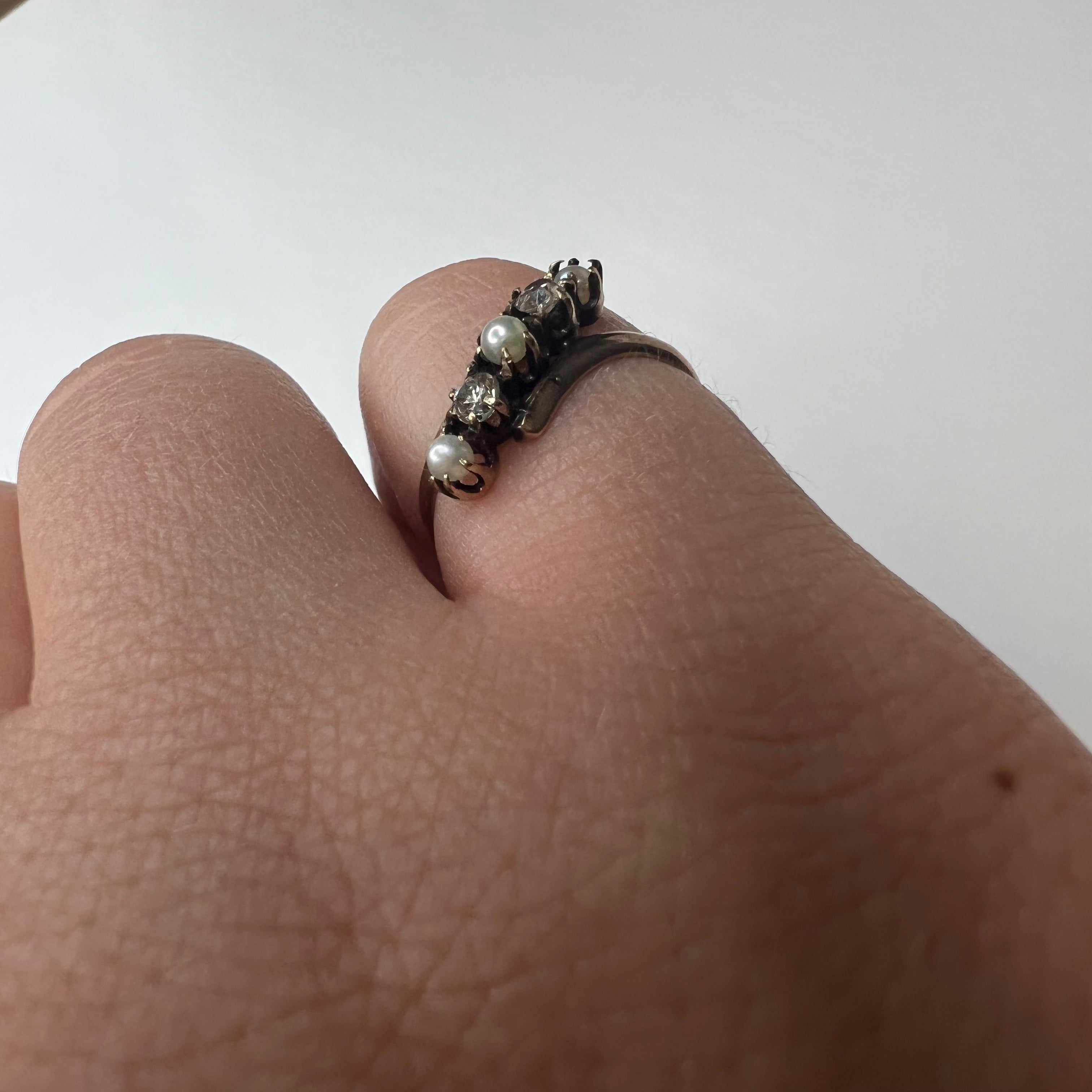 Antique 10K Rose Gold Pearl and Diamond Bypass Band Ring Size 5.25
