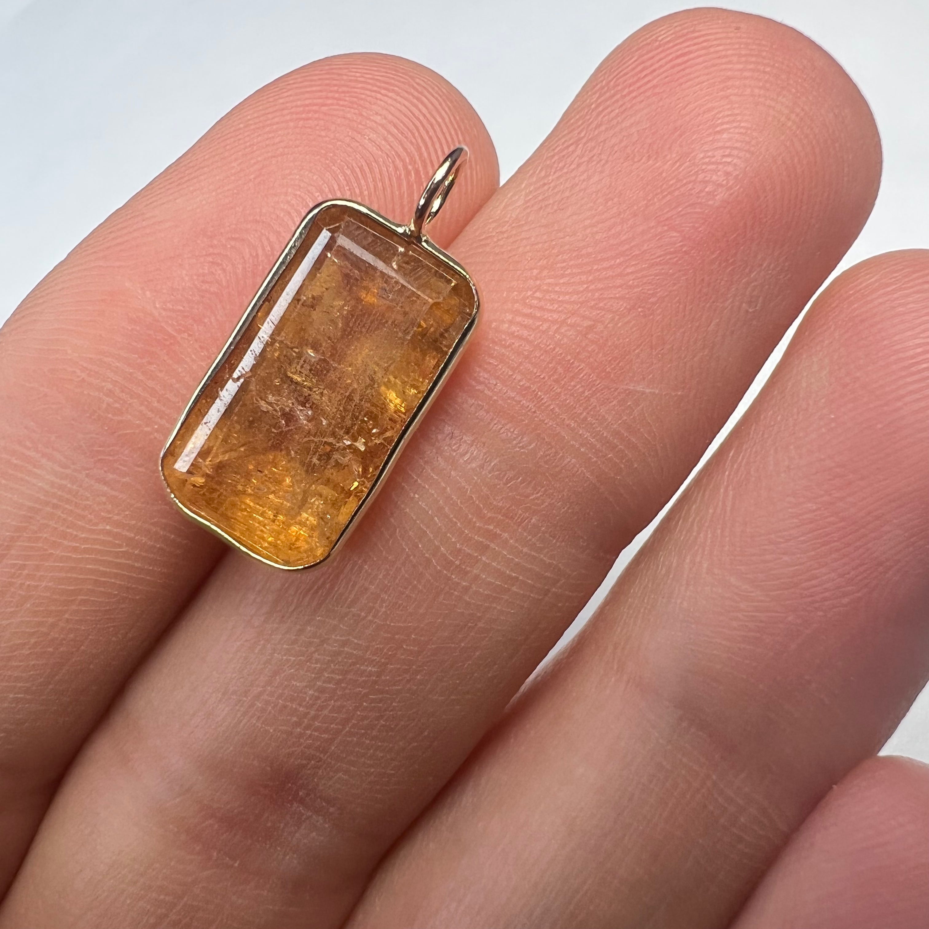 9CT Natural Imperial Topaz 14K Yellow Gold Charm Pendant 20x9mm