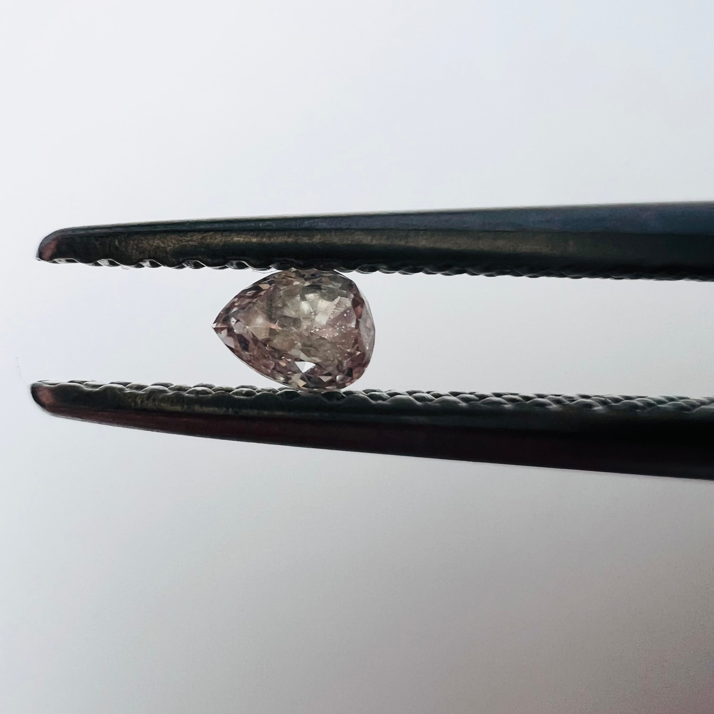 .11CT Pear Diamond Light Pinkish Brown Vs1 3.12x2.46x1.74mm Natural Earth mined