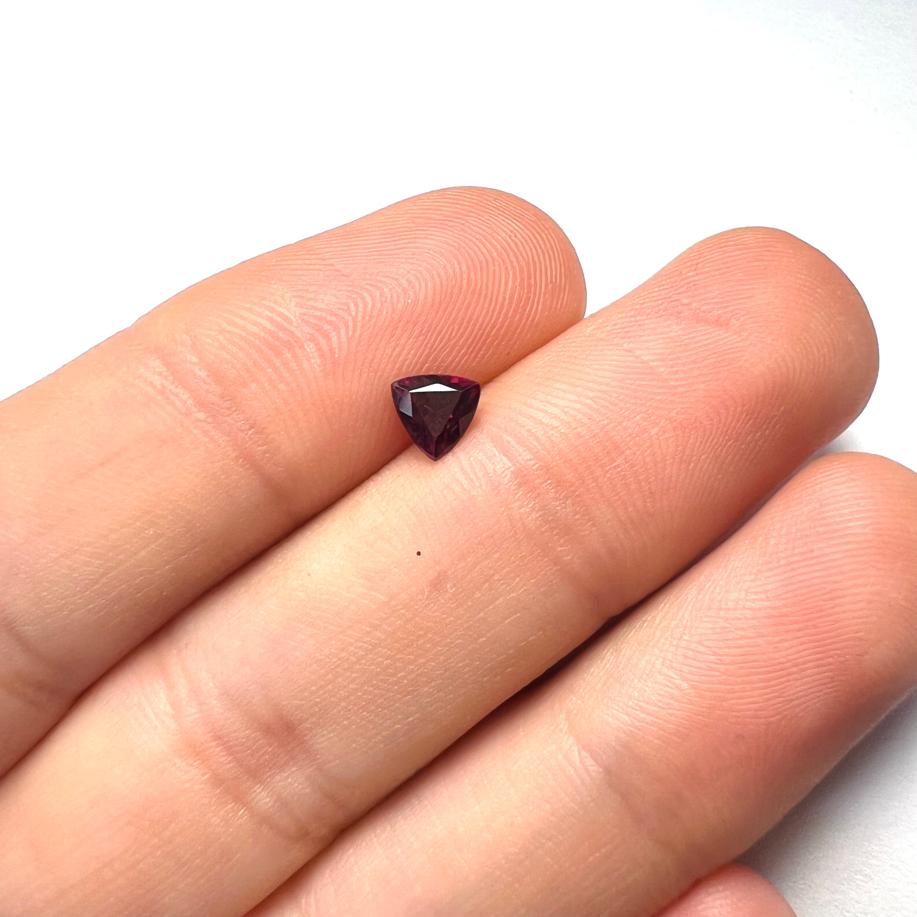 .66CT Loose Natural Garnet  5x5x3mm  Earth mined Gemstone