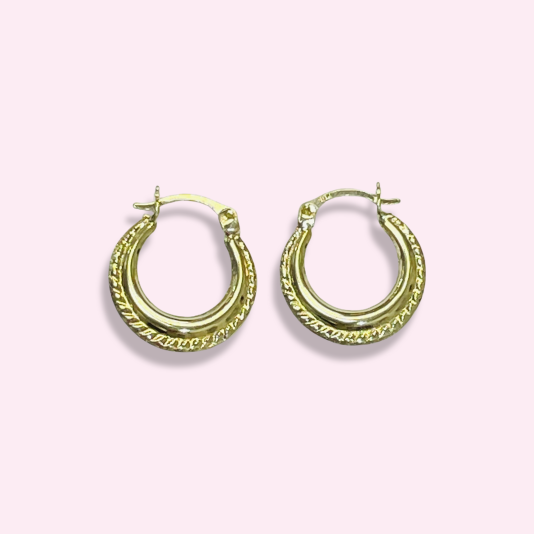 .65” 10K Yellow Gold Tapered Puffed Ridged Hoop Earrings