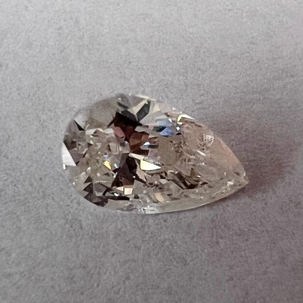 .39CT Pear Diamond J SI2 5.69x3.55x2.31mm Natural Earth mined
