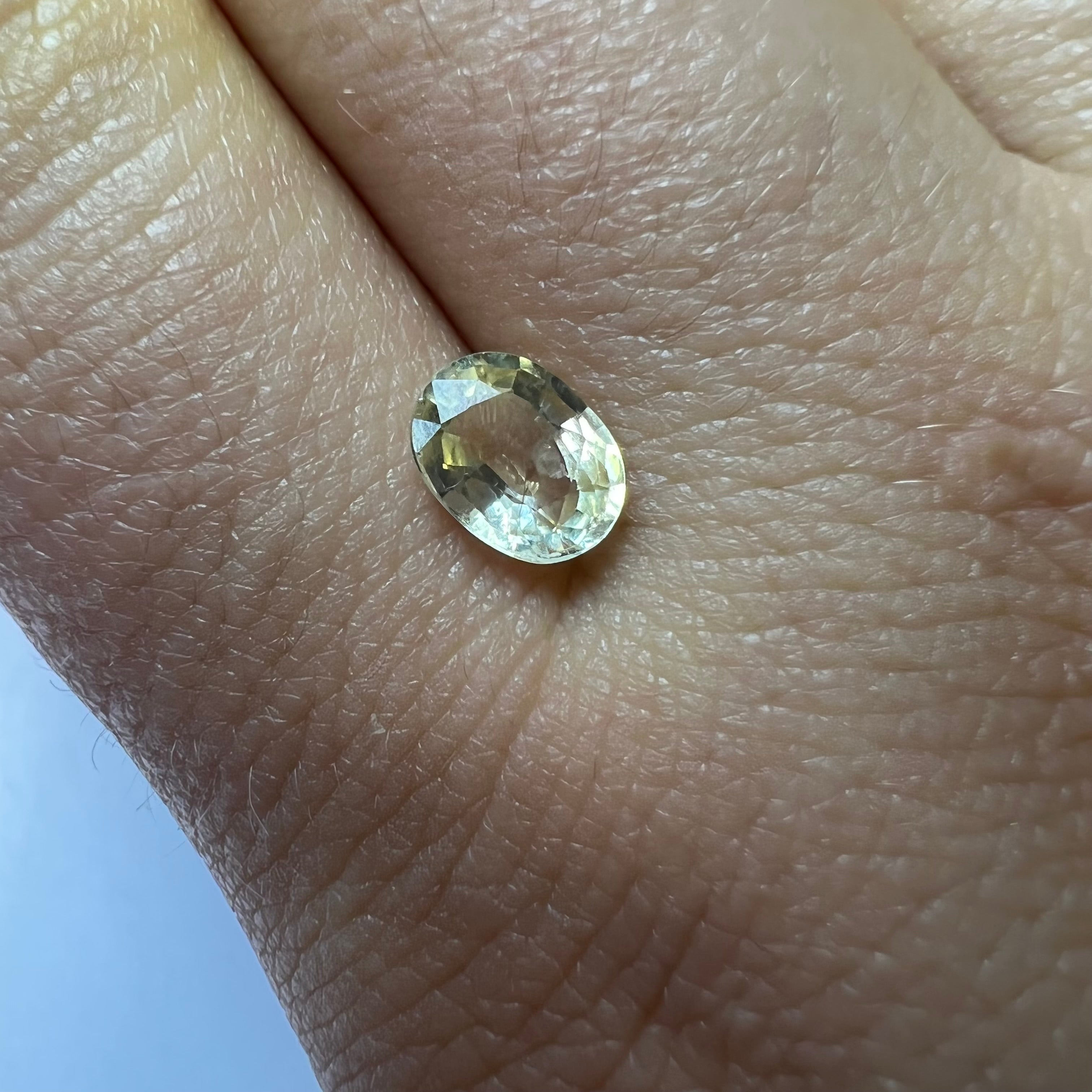 1.29CTW Loose Light Yellow Oval Sapphire 7.50x5.58x3.20mm Earth mined Gemstone
