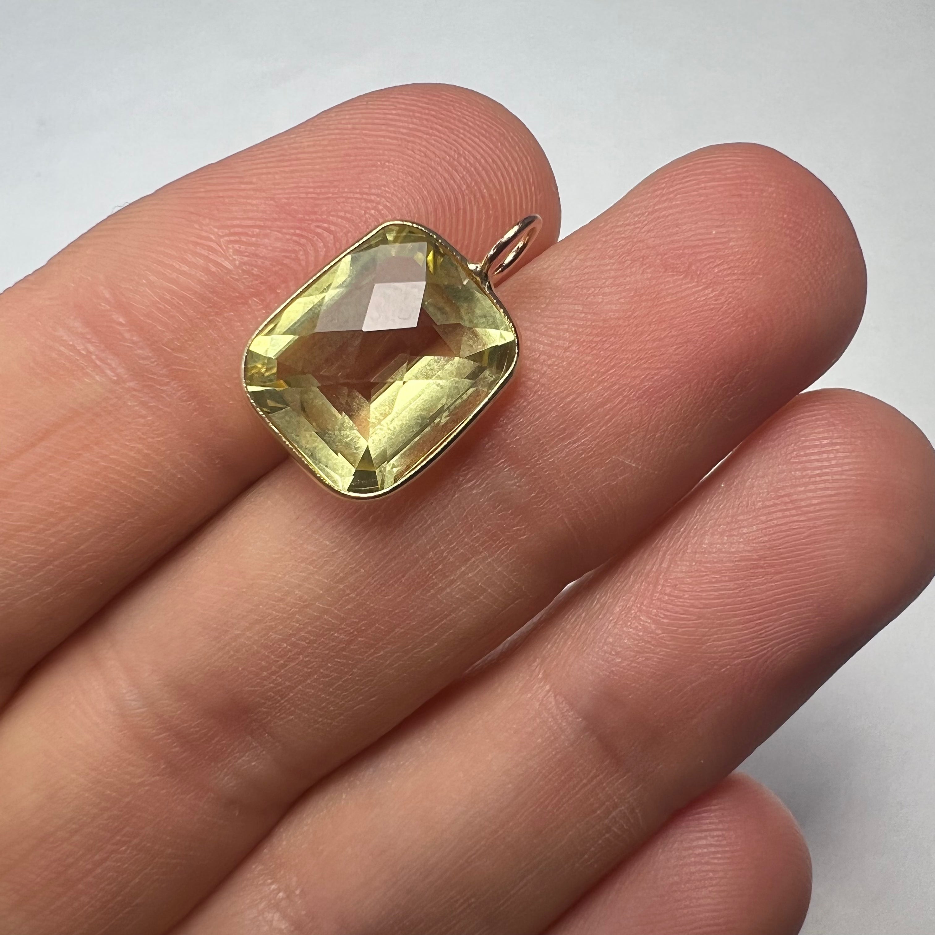 5CT Natural Limey Cushion Cut Citrine 14K Yellow Gold Pendant Charm 17x10.5mm