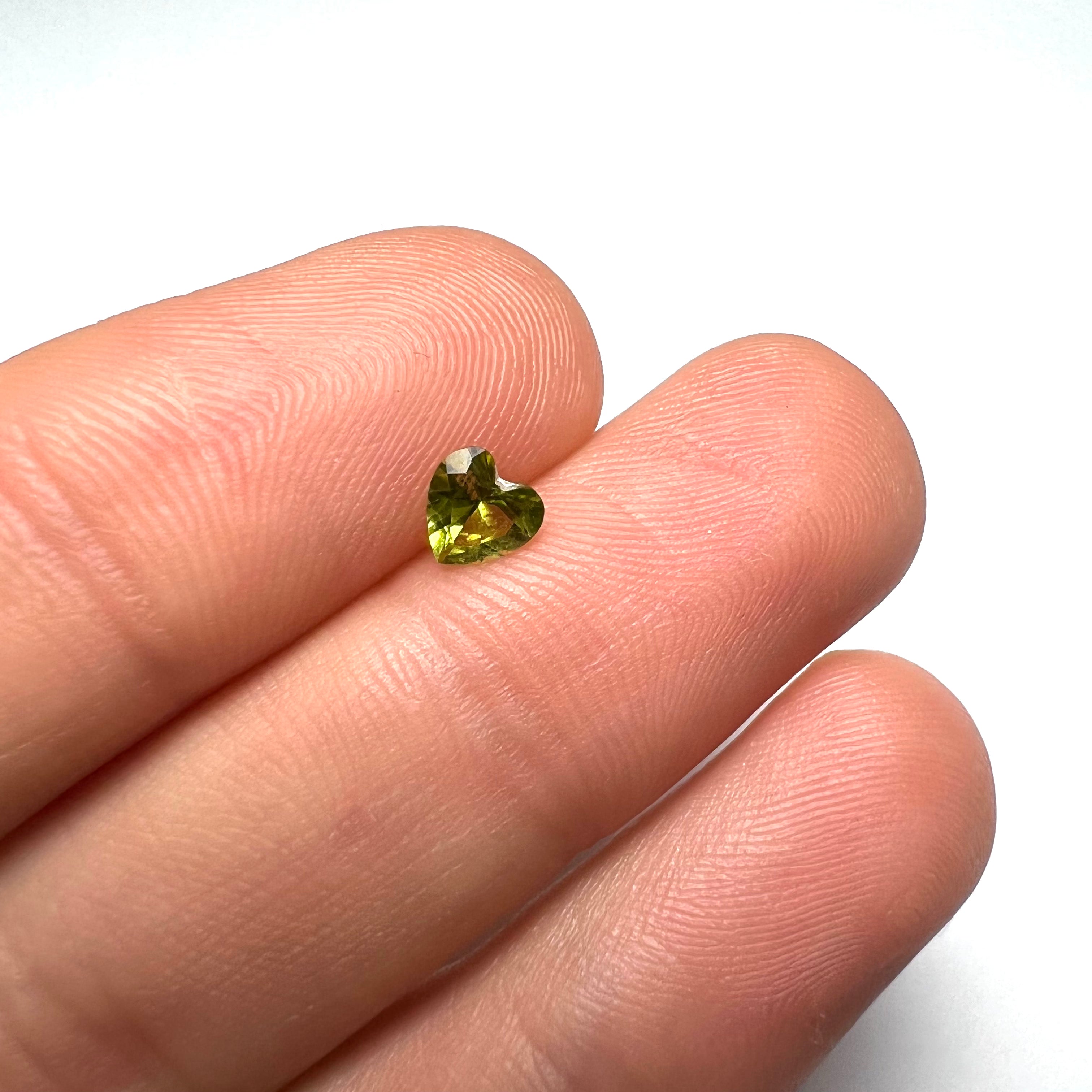 .39CT Loose Natural Heart Cut Peridot 5x3mm Earth mined Gemstone