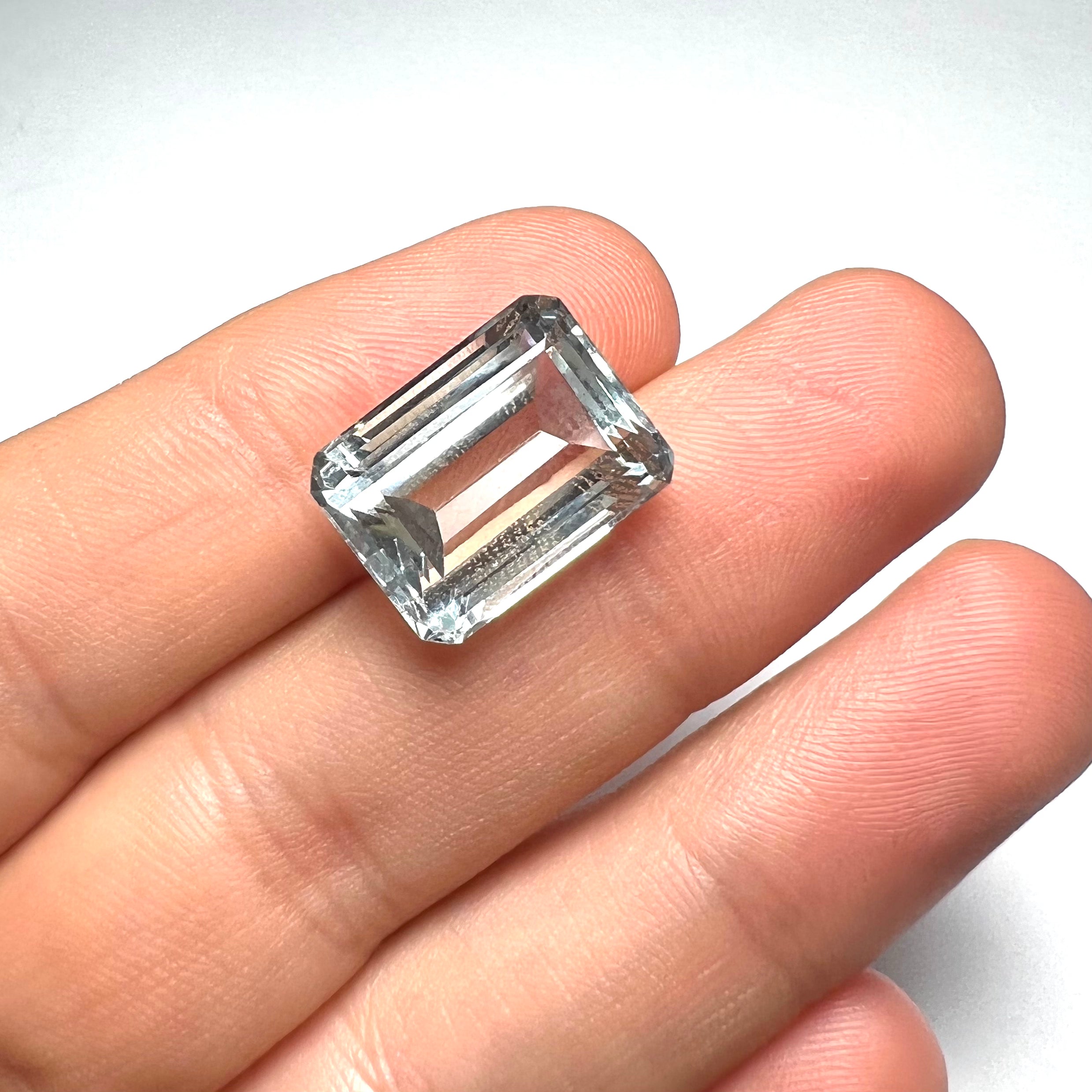 12.8CTW Loose Natural Aquamarine 16x12x9mm Earth mined Gemstone