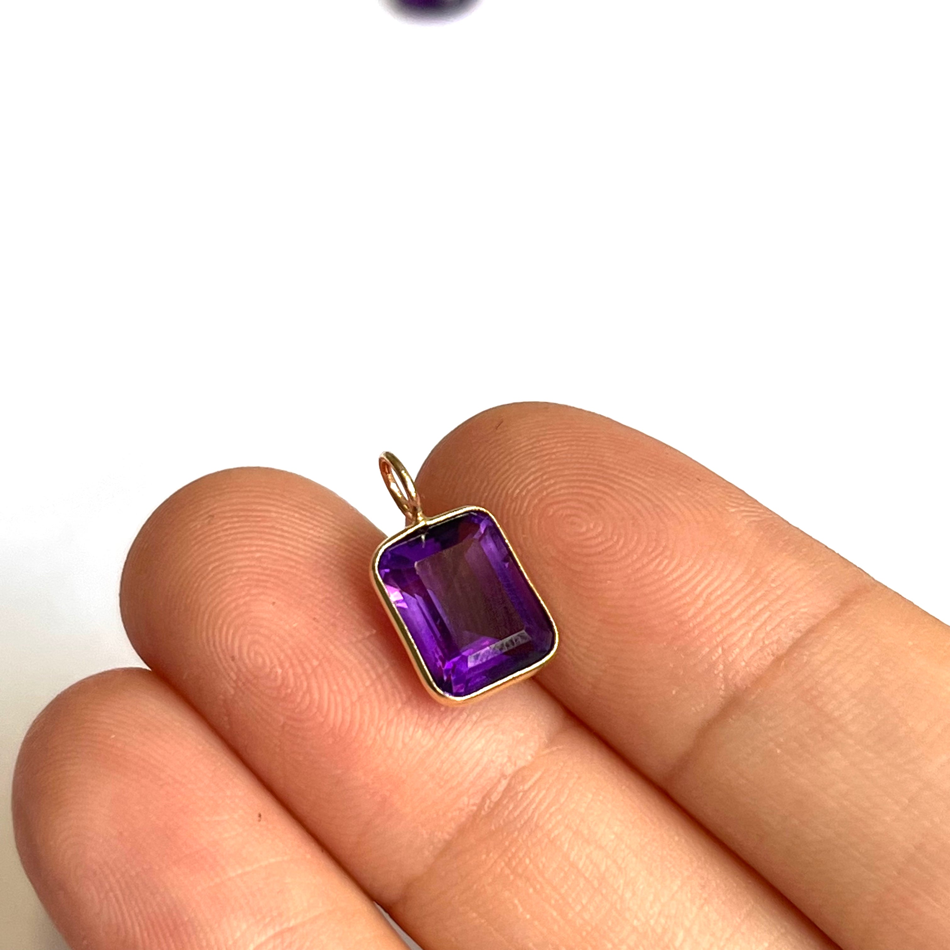 2.65ct Natural Amethyst 14K Yellow Gold Pendant Charm 15x8mm