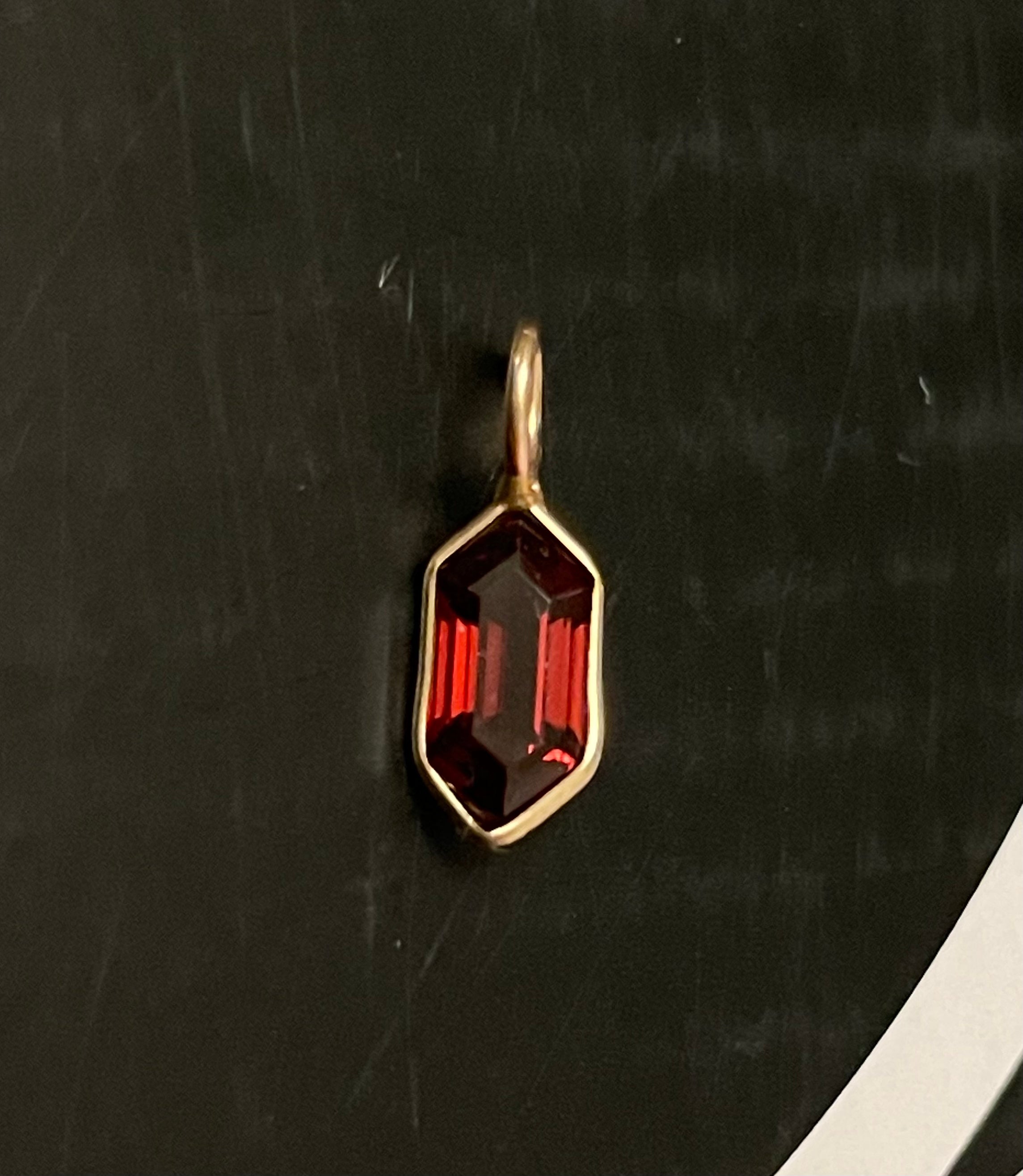 Hexagon Garnet 14K Yellow Gold Pendant Charm 14x6mm