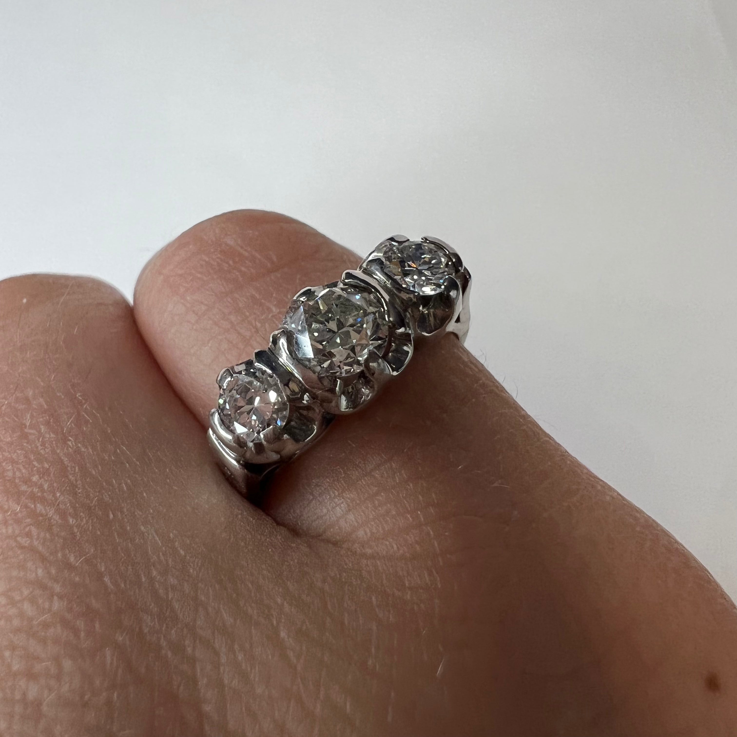 Antique 18K White Gold 3 Diamond Ring Size 6