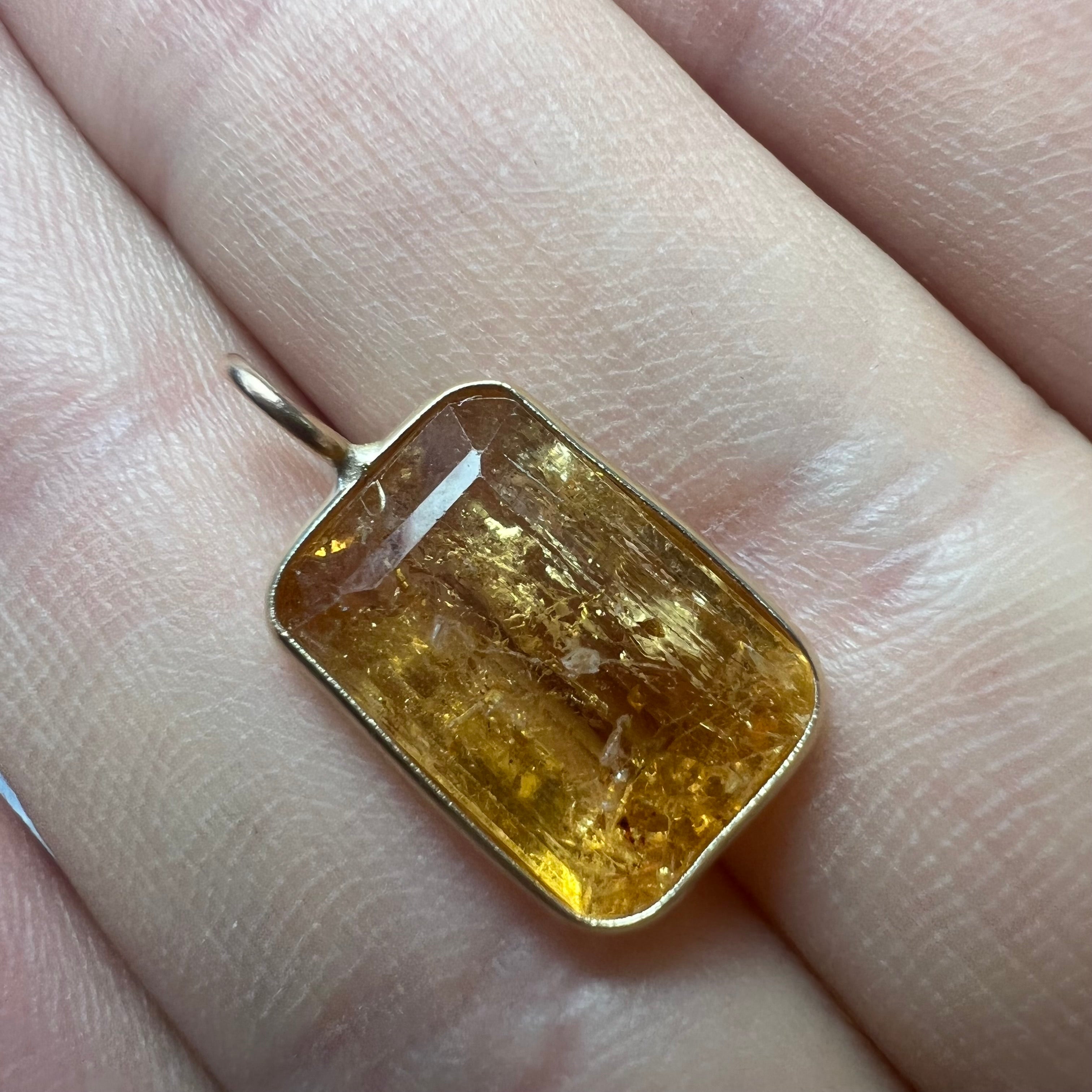7.29CT Natural Topaz 14K Yellow Gold Charm Pendant 19x9mm