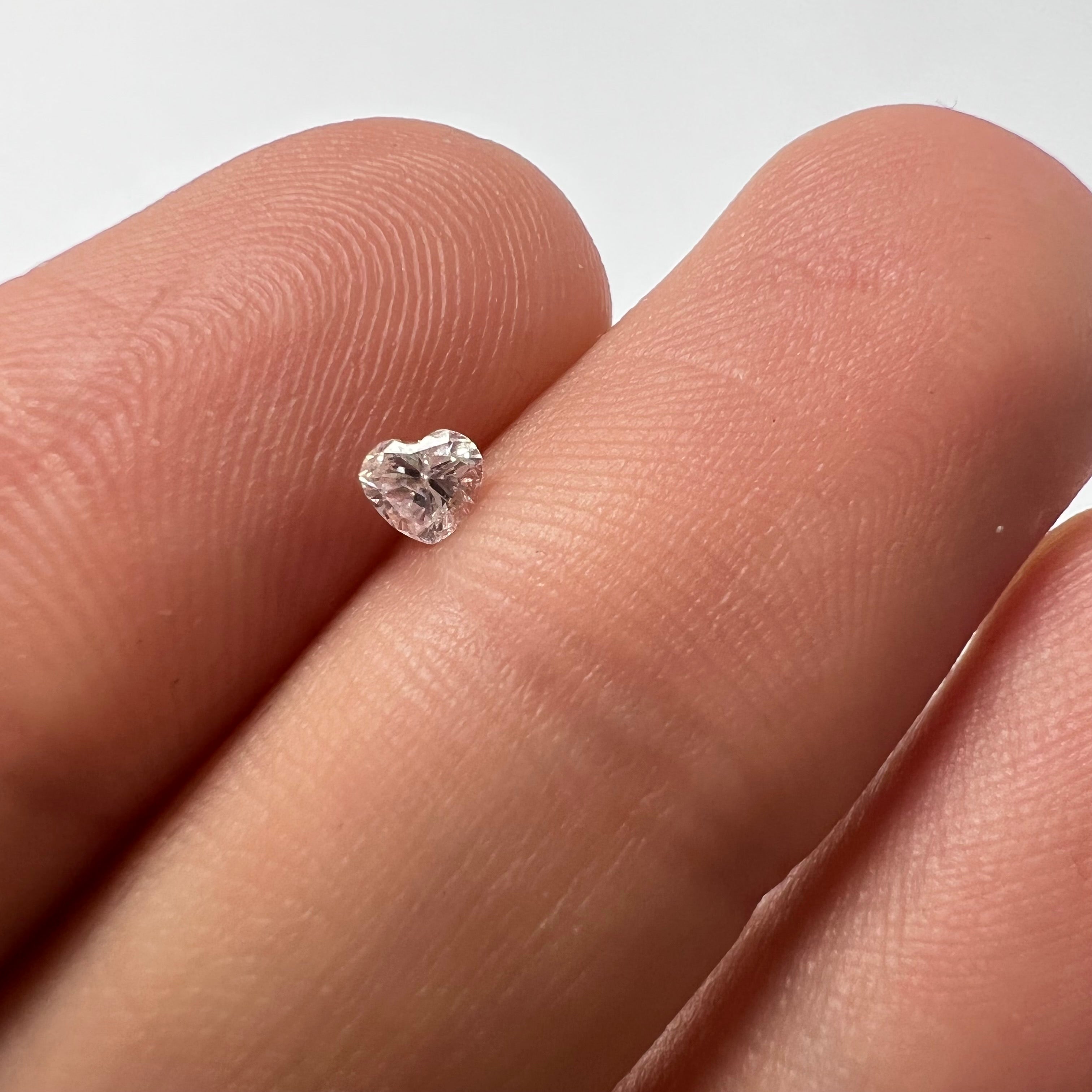 .12CT Heart Shape Diamond Slight Pink SI1 3.22x3.56x2.22mm Natural Earth mined