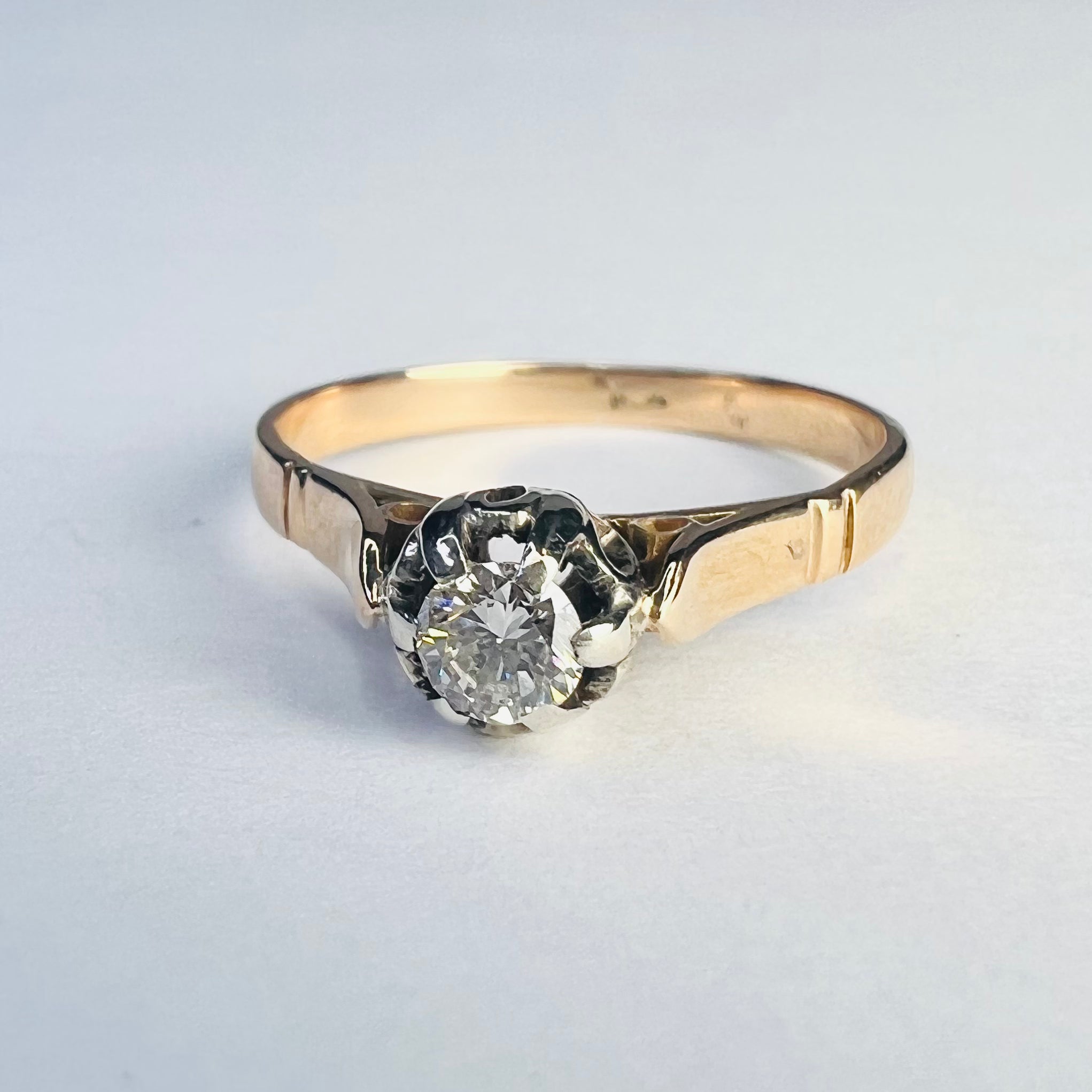 Antique 14K Yellow Gold .24CT Diamond Solitaire Engagement Ring Size 7.75