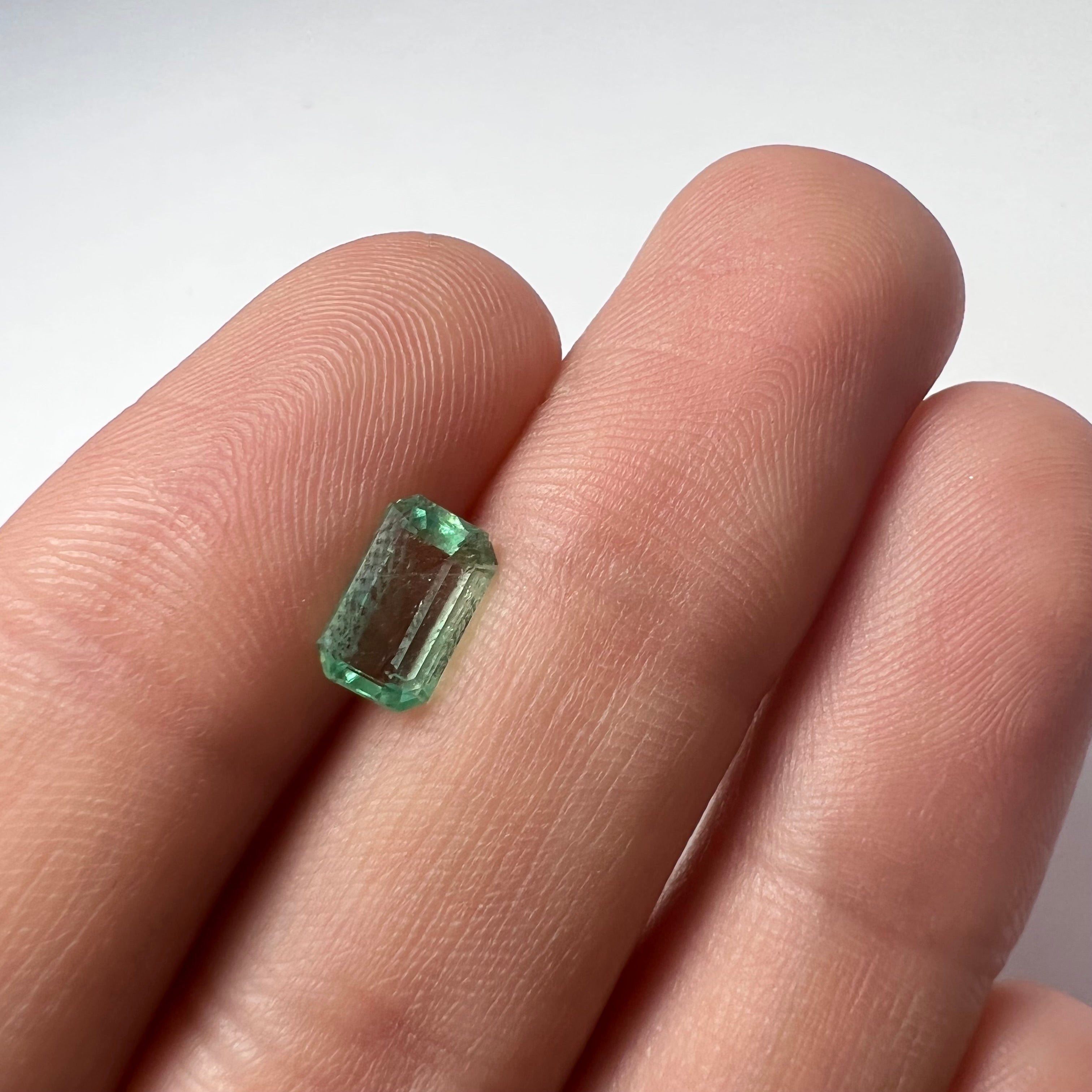1.23CT Natural Colombian Emerald Loose Rectangle Cut 8.23x5.22x3.50mm