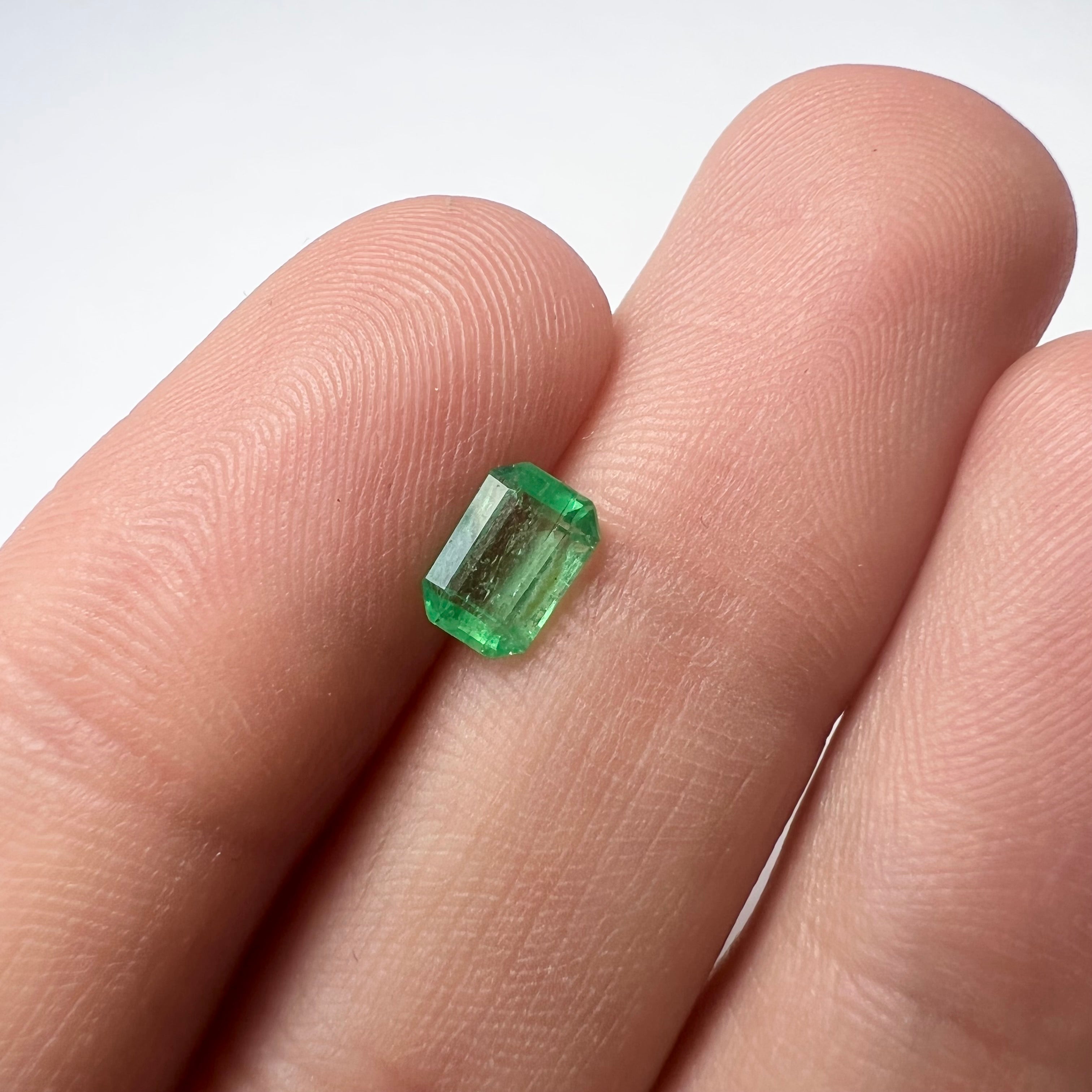 .69CT Loose Natural Colombian Emerald Rectangle Shape 6.52x4.54x3.07mm