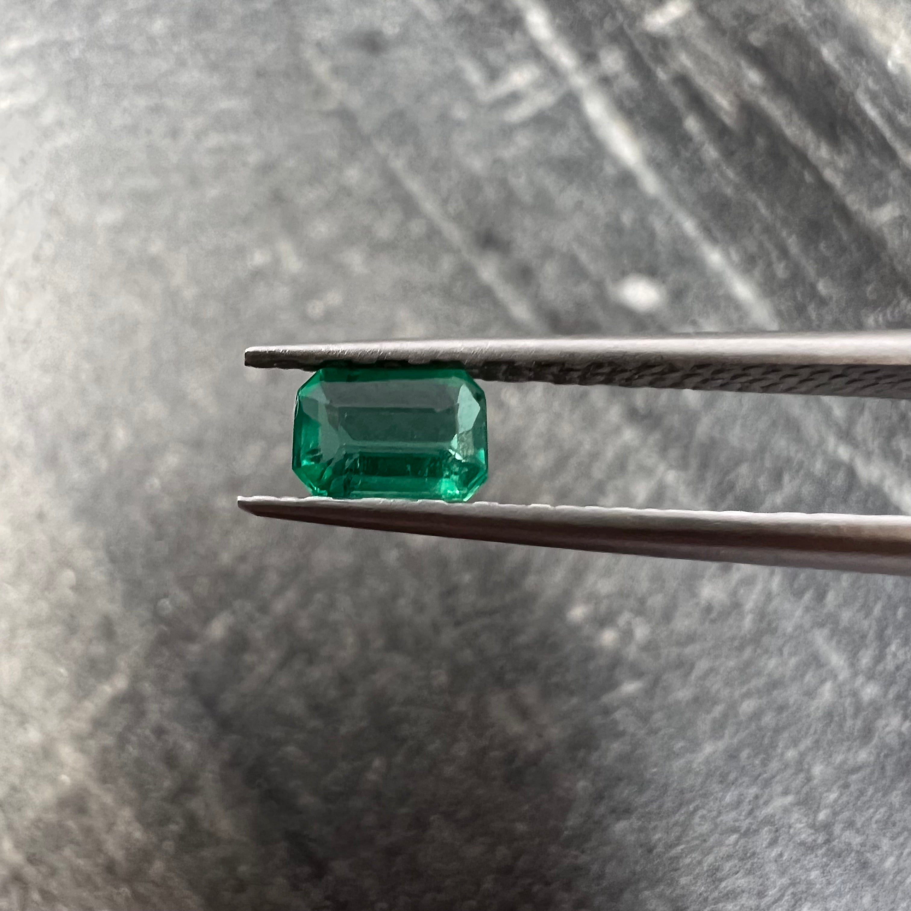 .26CT Loose Natural Colombian Emerald Cut 4.83x3.41x2.14mm Earth mined Gemstone
