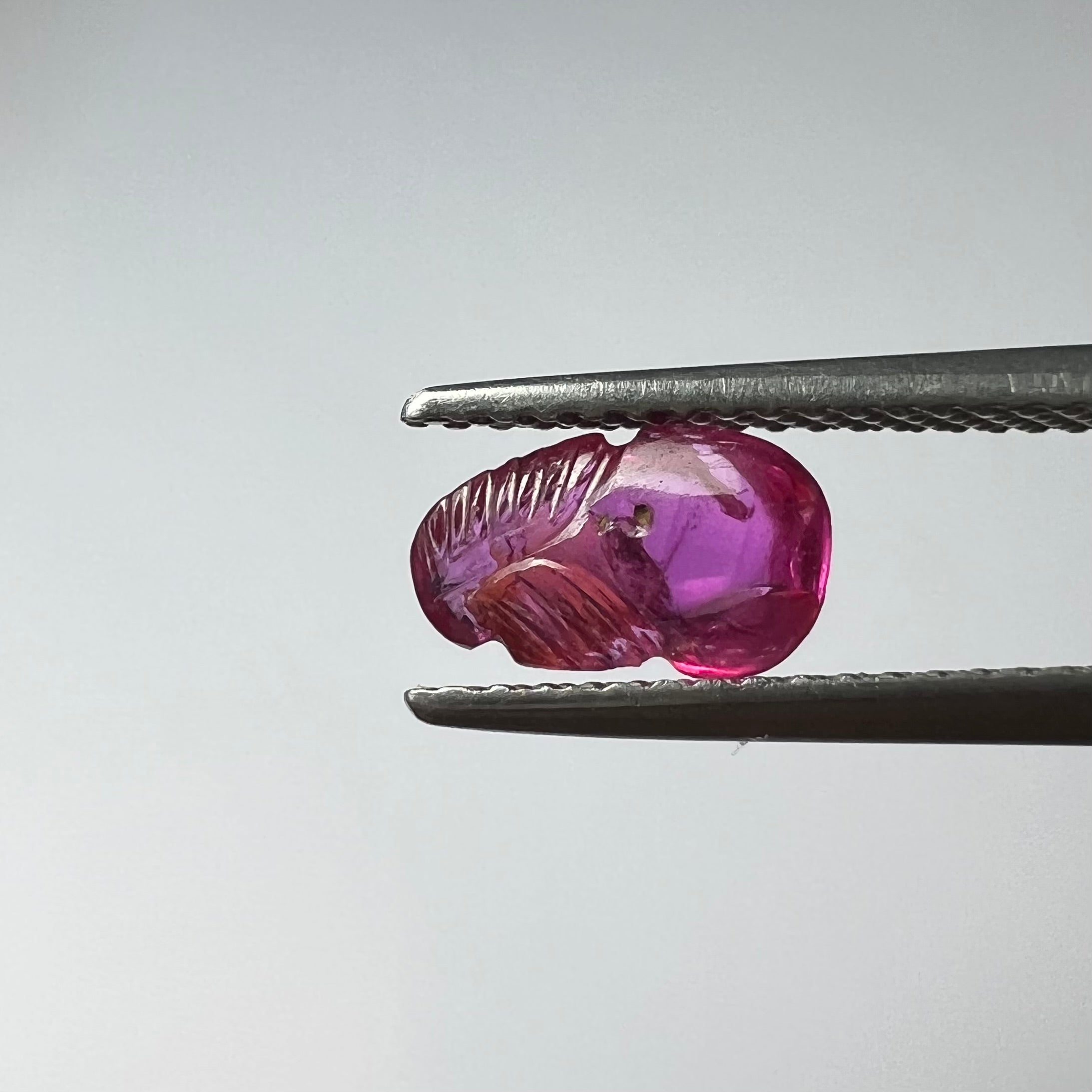 .95CTW Loose Carved Leaf Ruby 8.15x4.90x2.48mm Earth mined Gemstone