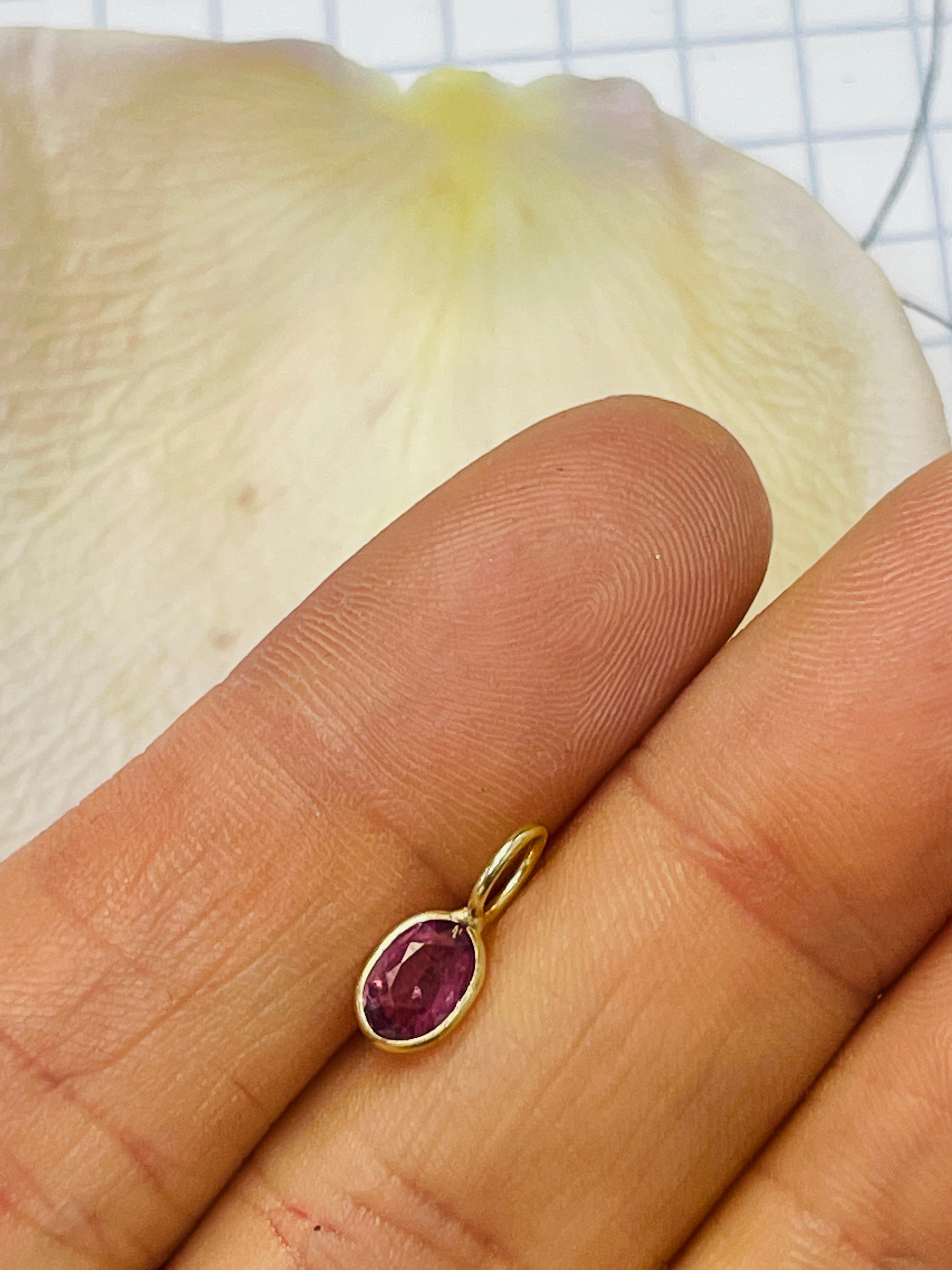 .50CT Oval Pink Sapphire 14K Yellow Gold Gemstone Charm Pendant