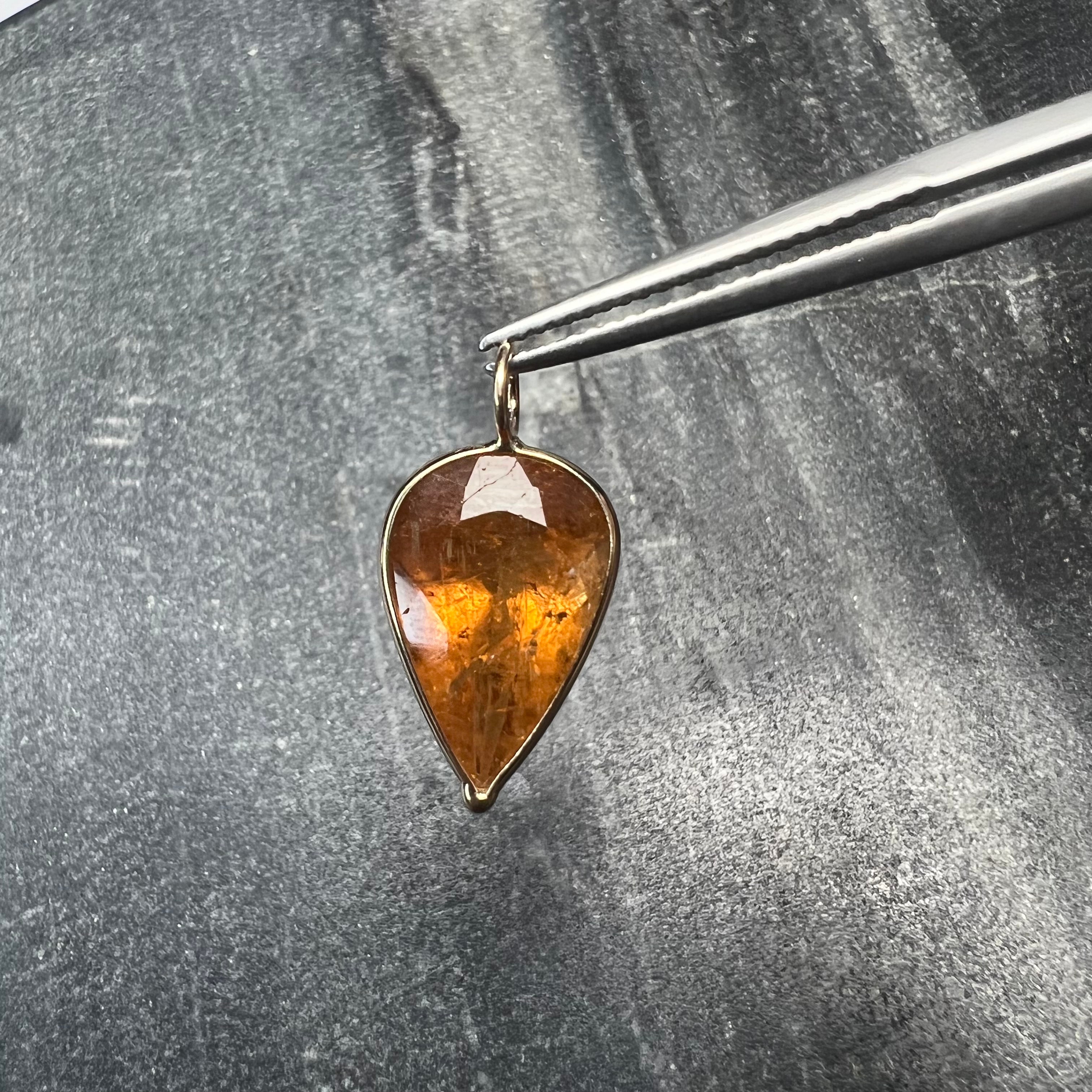 6.2CT Natural Pear Topaz 14K Yellow Gold Charm Pendant 10x7mm