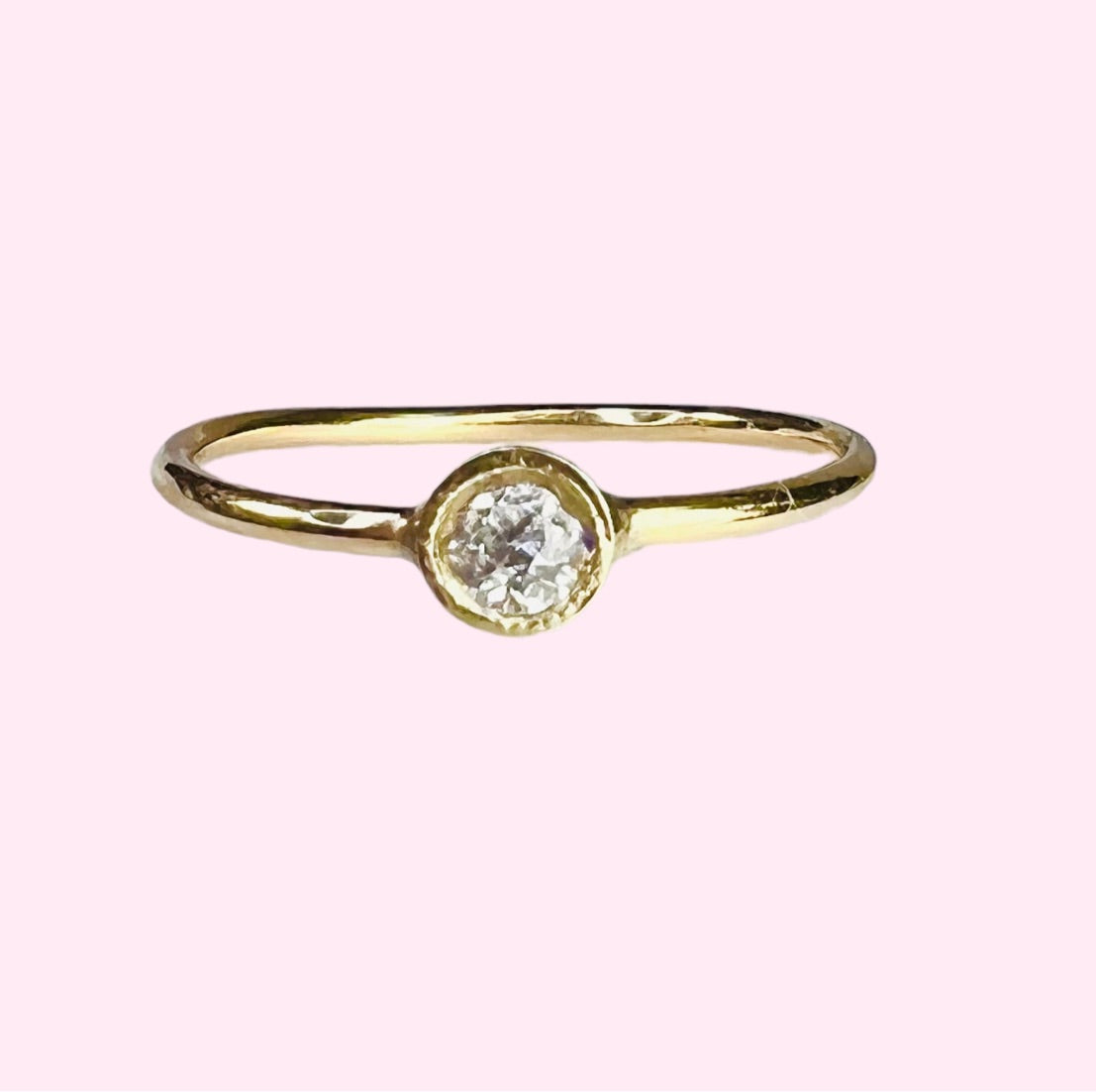 14K Yellow Gold Dainty Old Mine Cut .13ct Diamond Ring Band Size 5.75