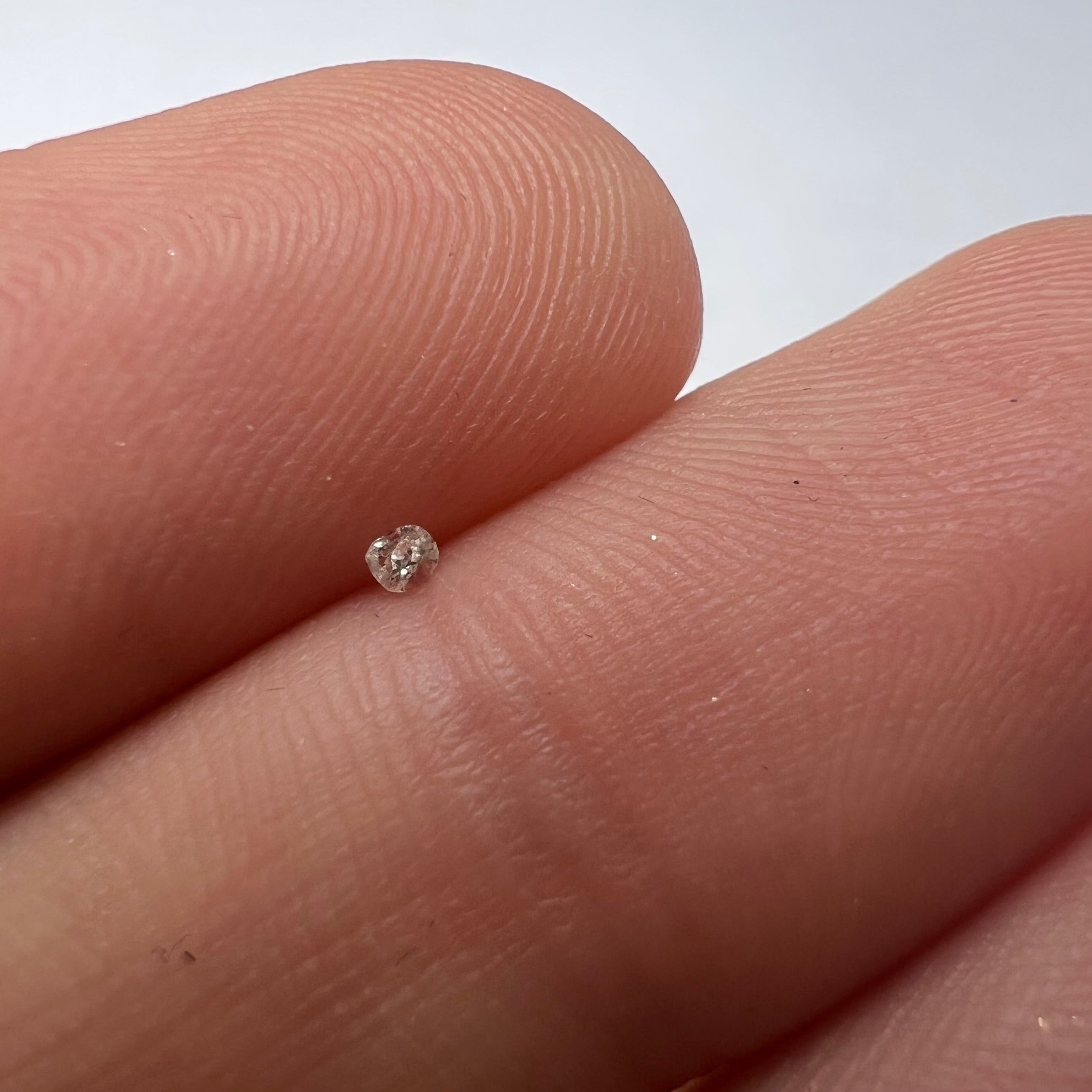 .01CT Old Mine Cut Diamond J 1.33X1.31mm Natural Earth mined