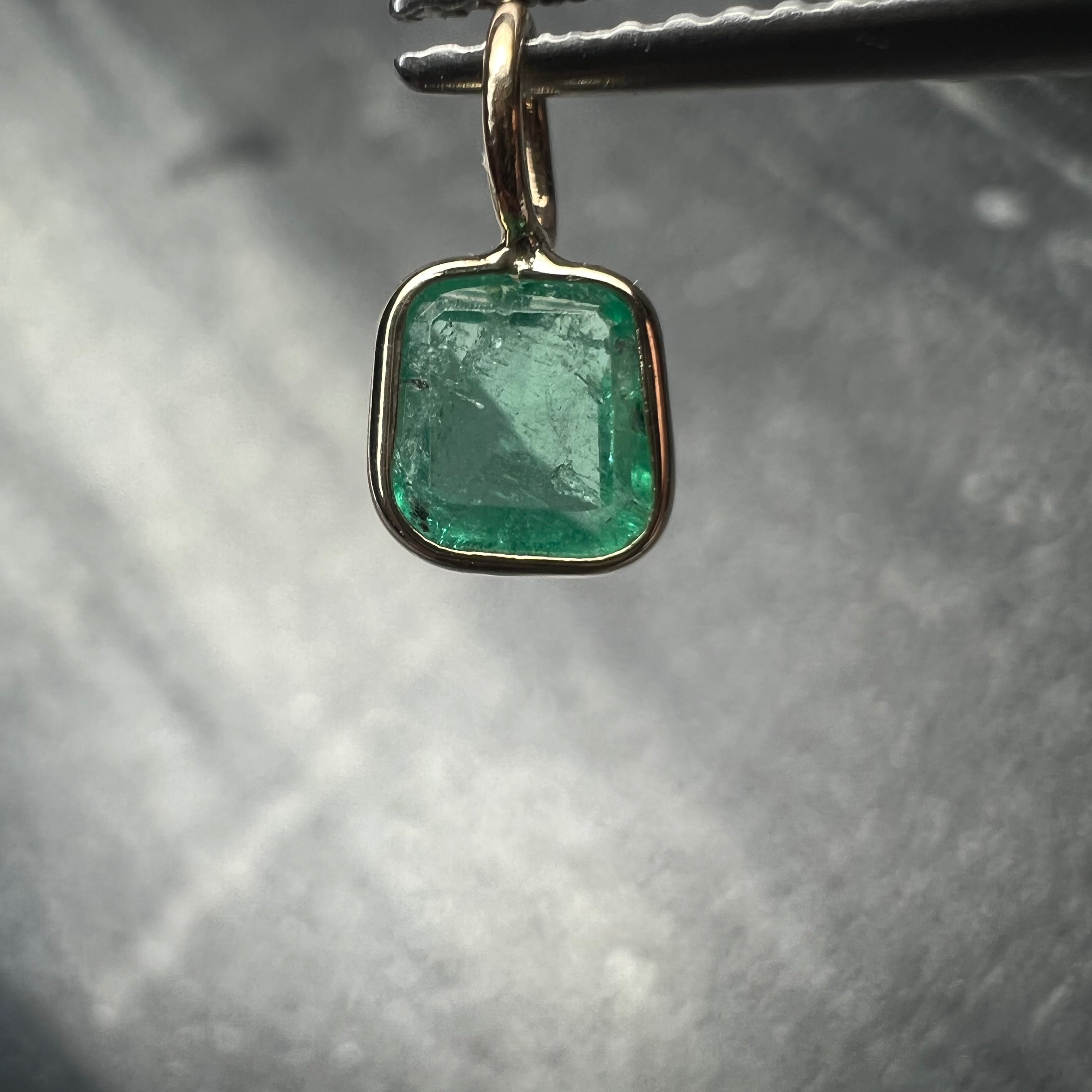 .62CT Colombian Square Emerald 14K Yellow Gold Pendant Charm 9.5x5.5mm