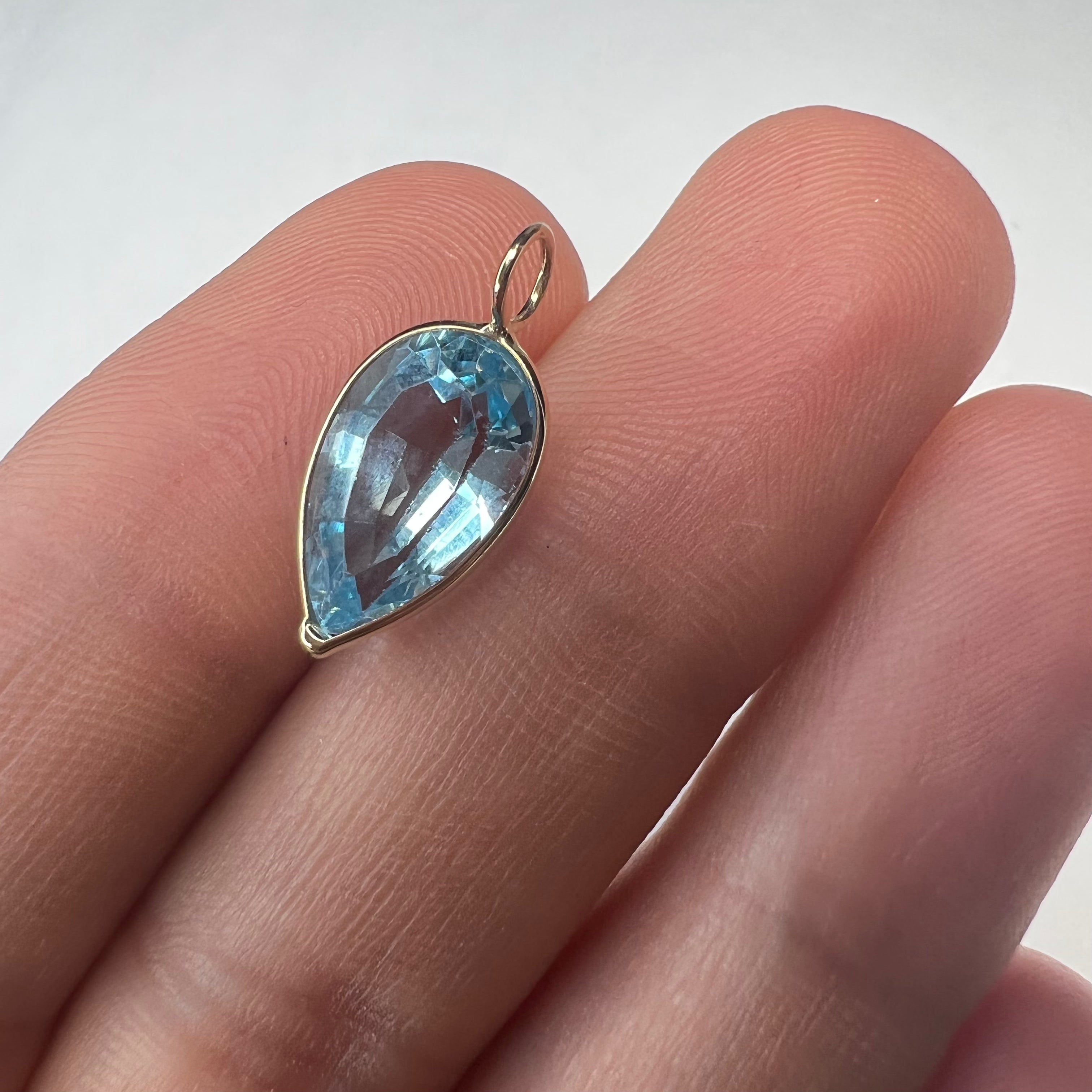 5CT Natural Blue Pear Topaz 14K Yellow Gold Pendant Charm 19x8.5mm