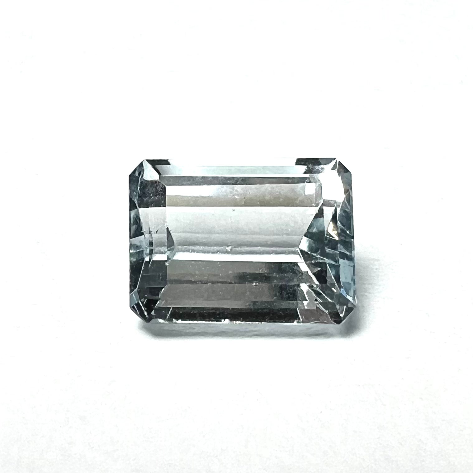 1.6CTW Loose Natural Aquamarine 8x6x4.3mm Earth mined Gemstone