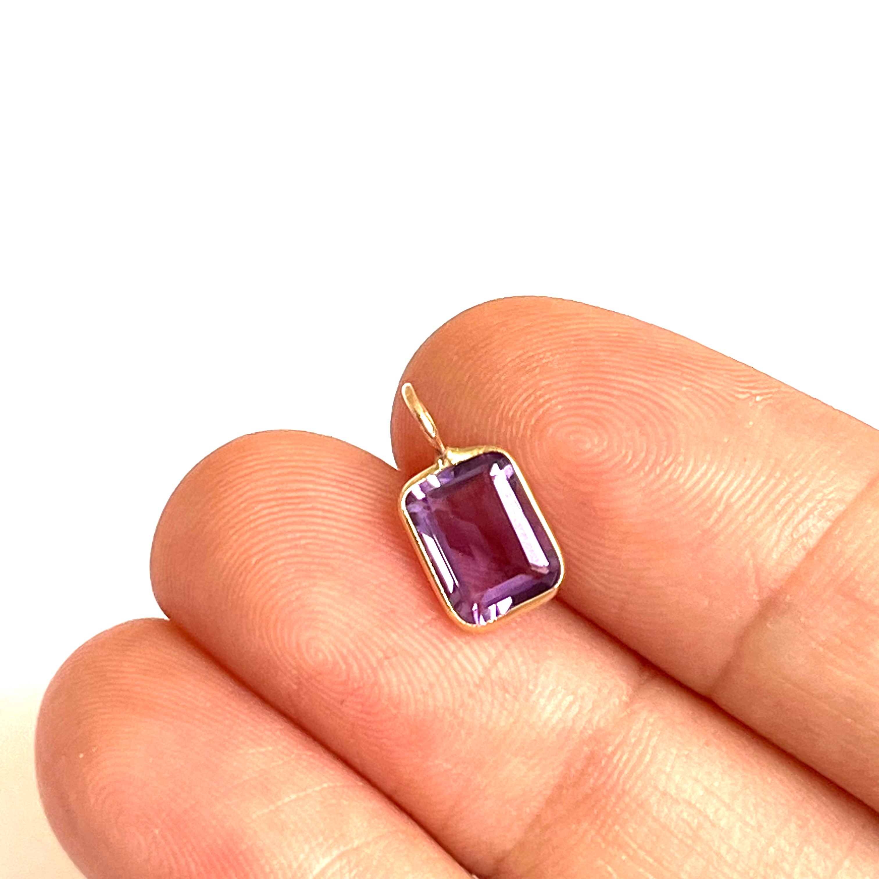 1.60ct Natural Amethyst 14K Yellow Gold Pendant Charm 13x7mm