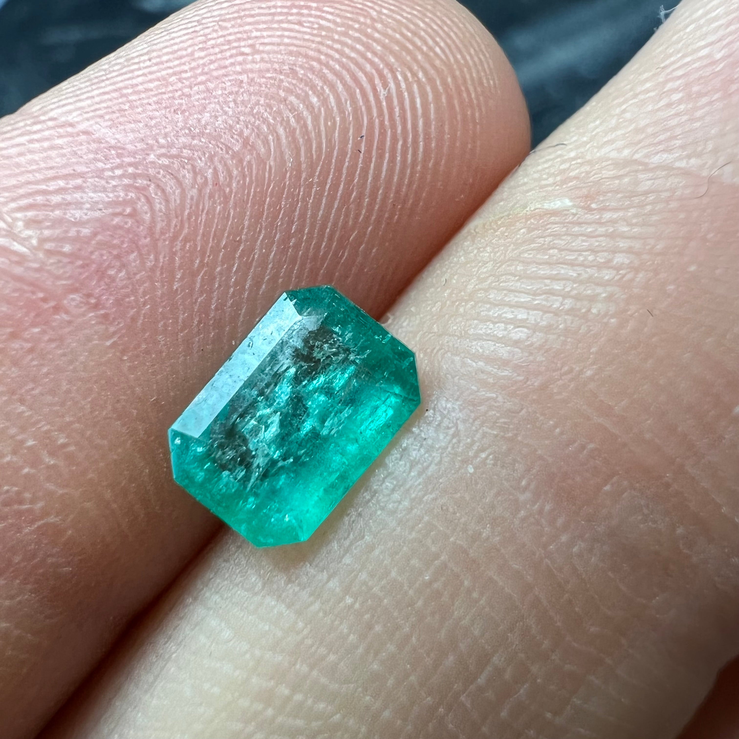 .87CT Loose Natural Colombian Emerald Rectangle Shape 7.21x5.14x2.98mm