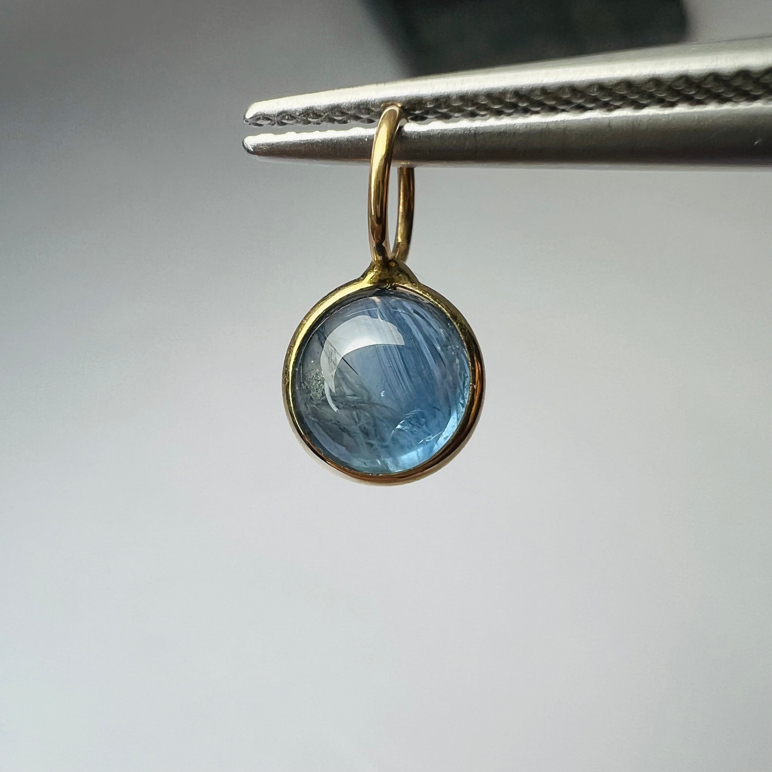 Natural Cabochon Sapphire 14K Yellow Gold Pendant Charm 12x6.5mm