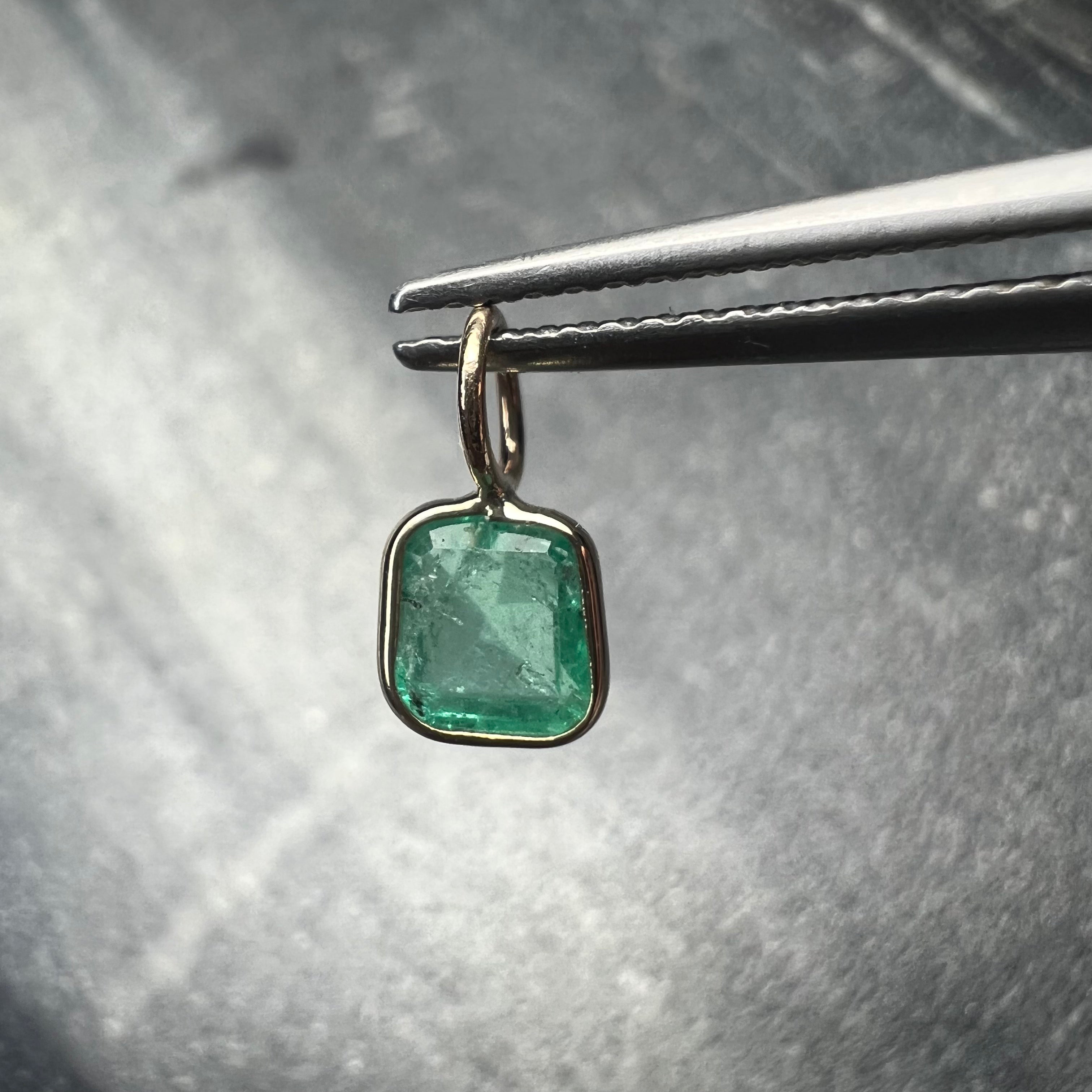 .62CT Colombian Square Emerald 14K Yellow Gold Pendant Charm 9.5x5.5mm