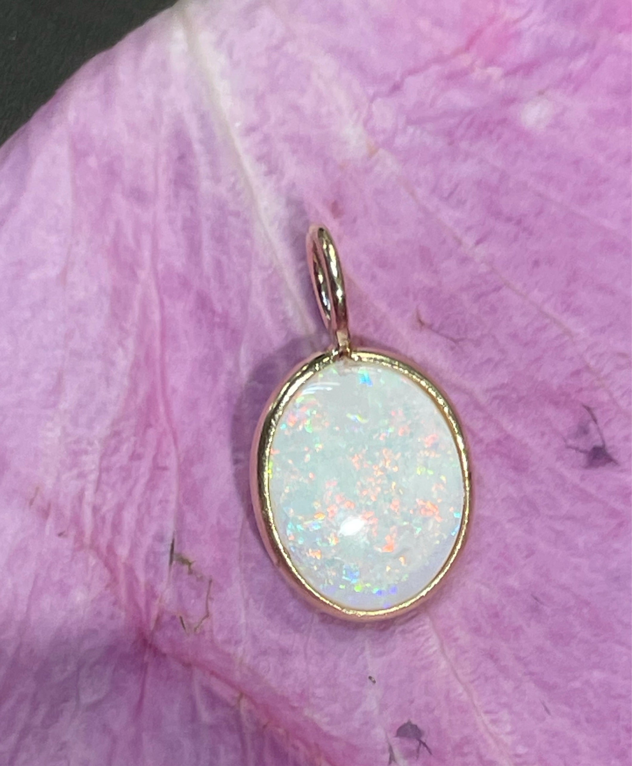 1CT Australian Opal 14K Yellow Gold Pendant Charm