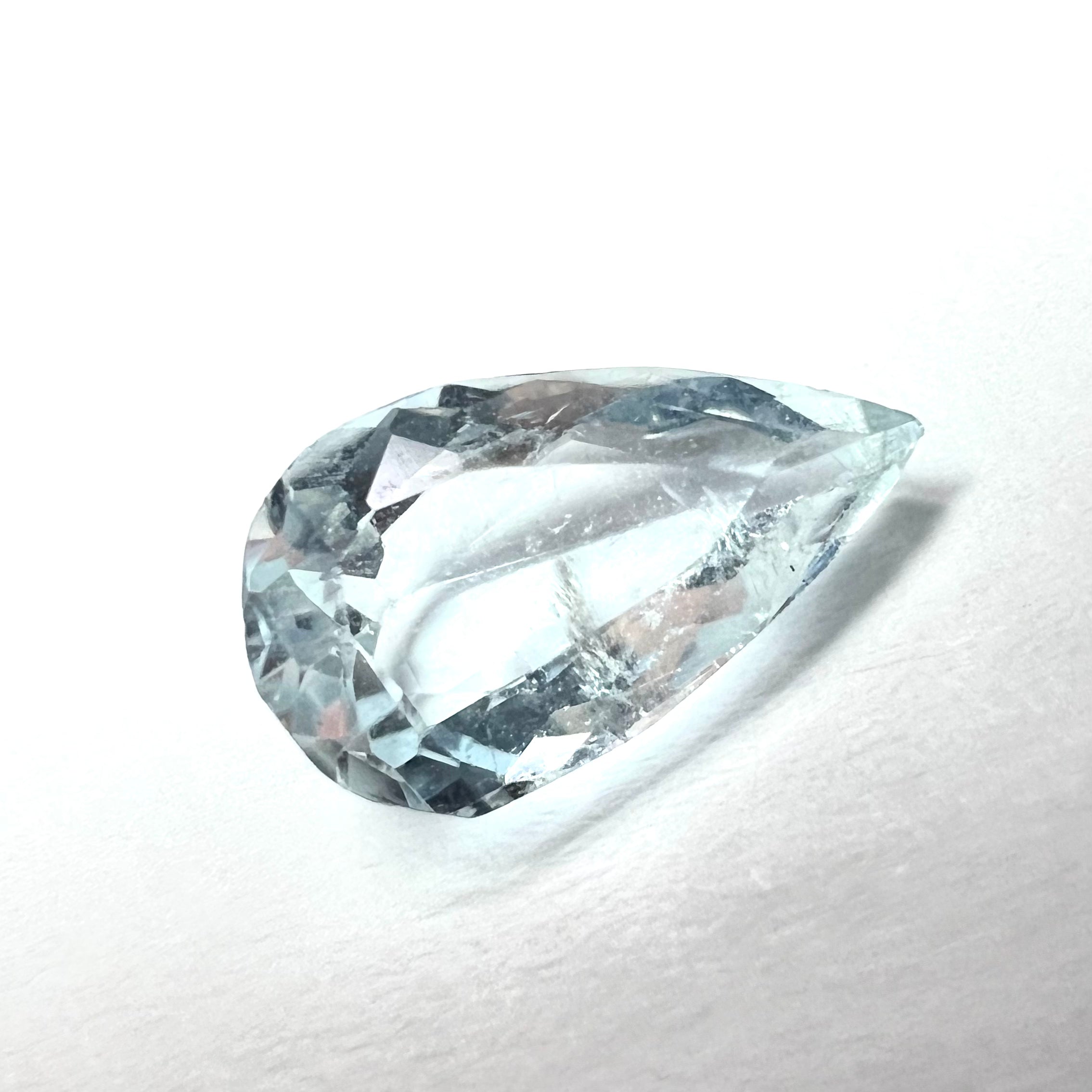 1.1CTW Loose Natural Aquamarine 10x5.5x3.3mm Earth mined Gemstone
