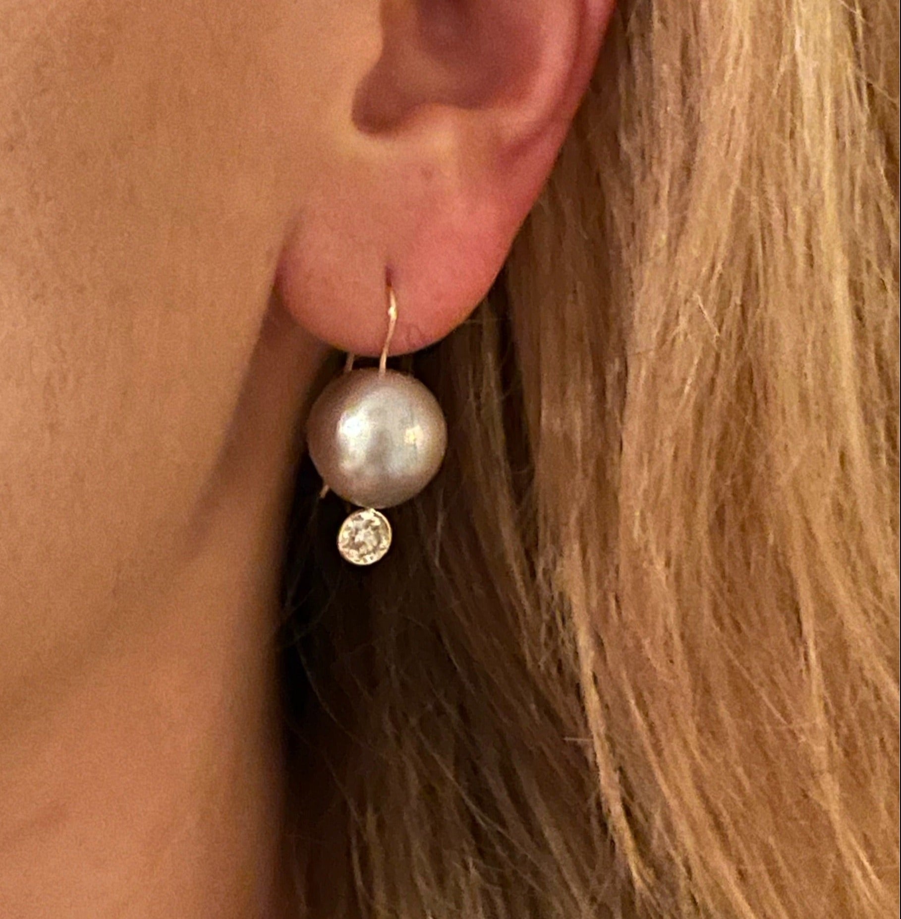 Stunning!14mm Freshwater Pearl and 1CTW Diamond 14K Gold Earrings