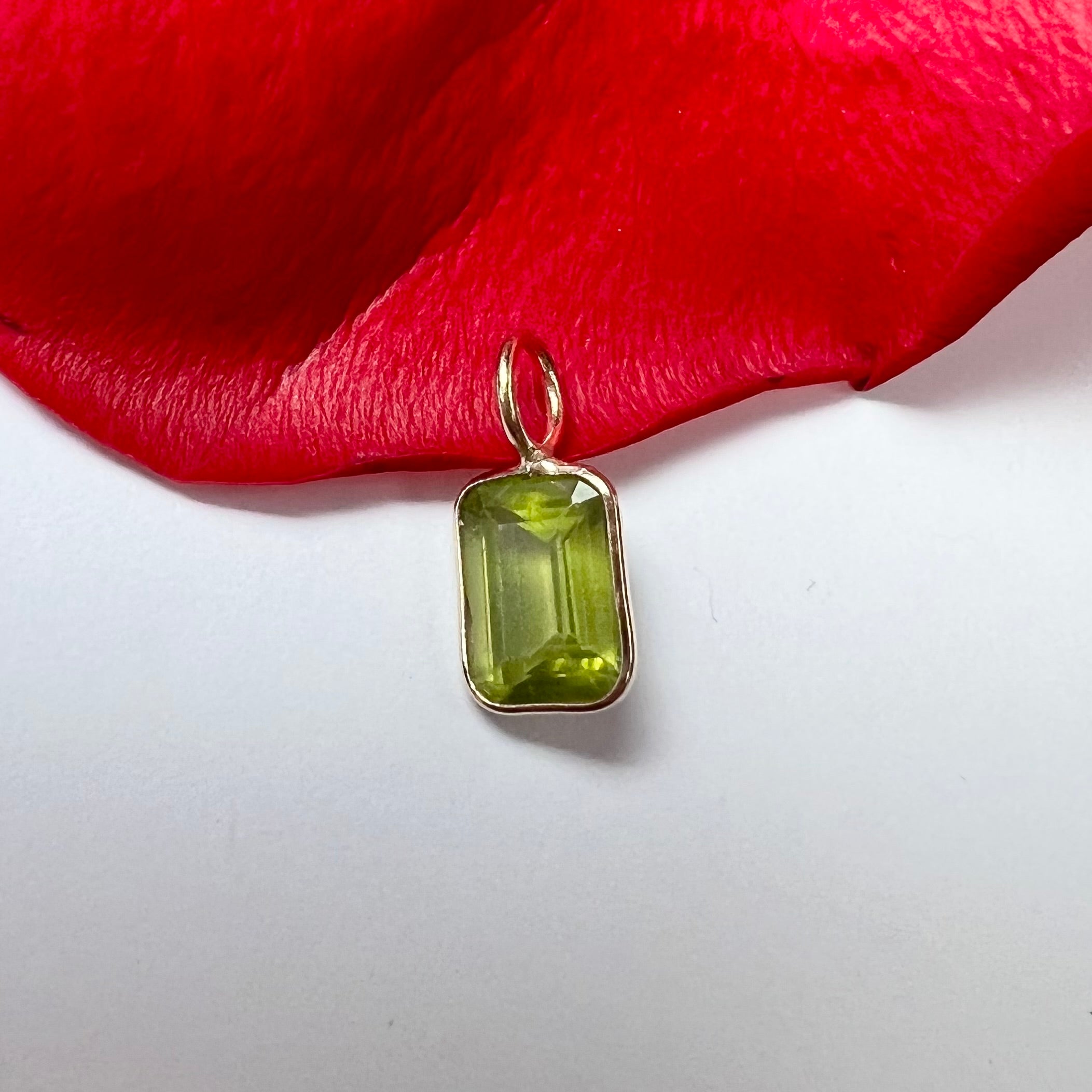 Natural Neon Green Peridot 14K Yellow Gold Pendant Charm 12x6mm