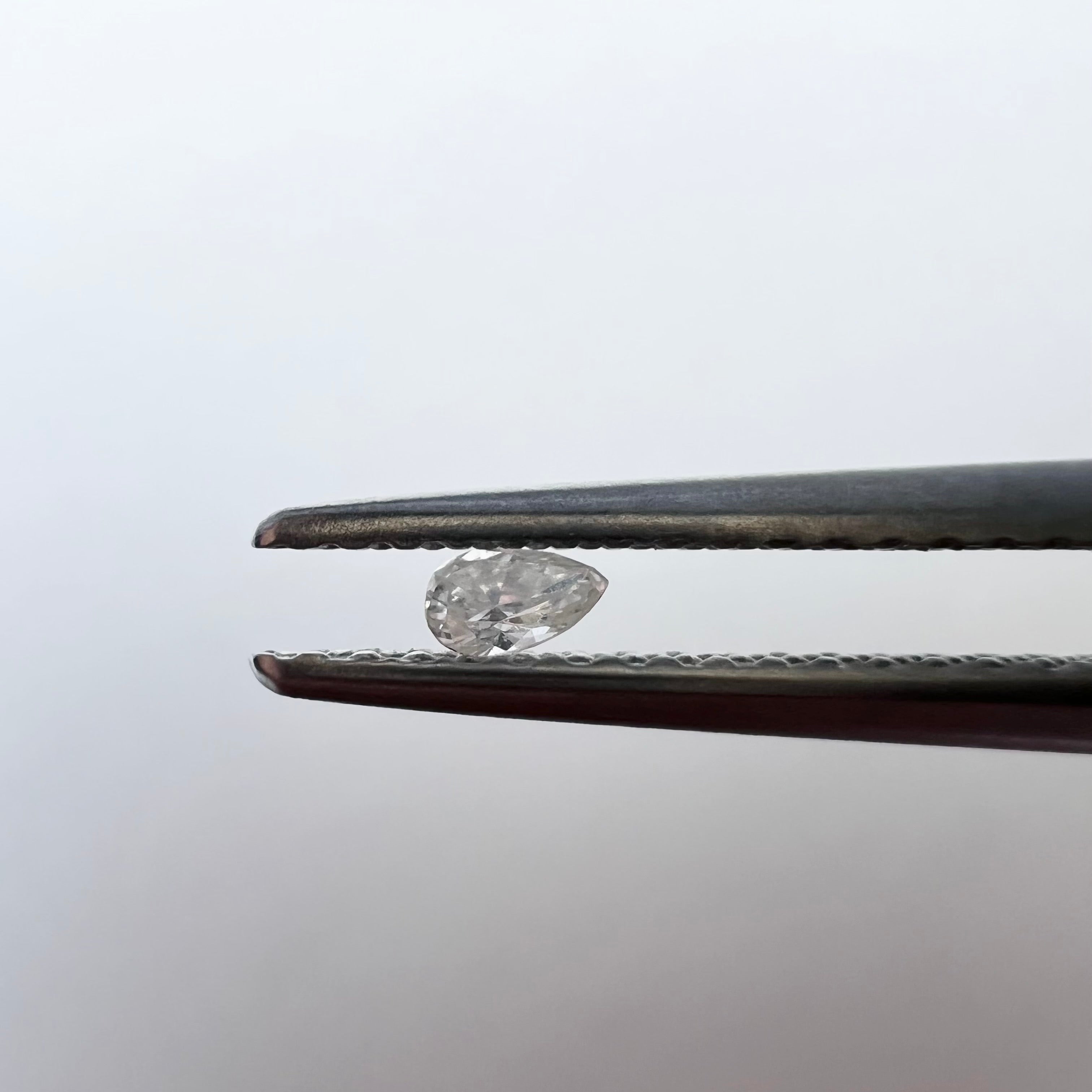 .04CT Pear Diamond J VS2 3.00x1.94x1.17mm Natural Earth mined