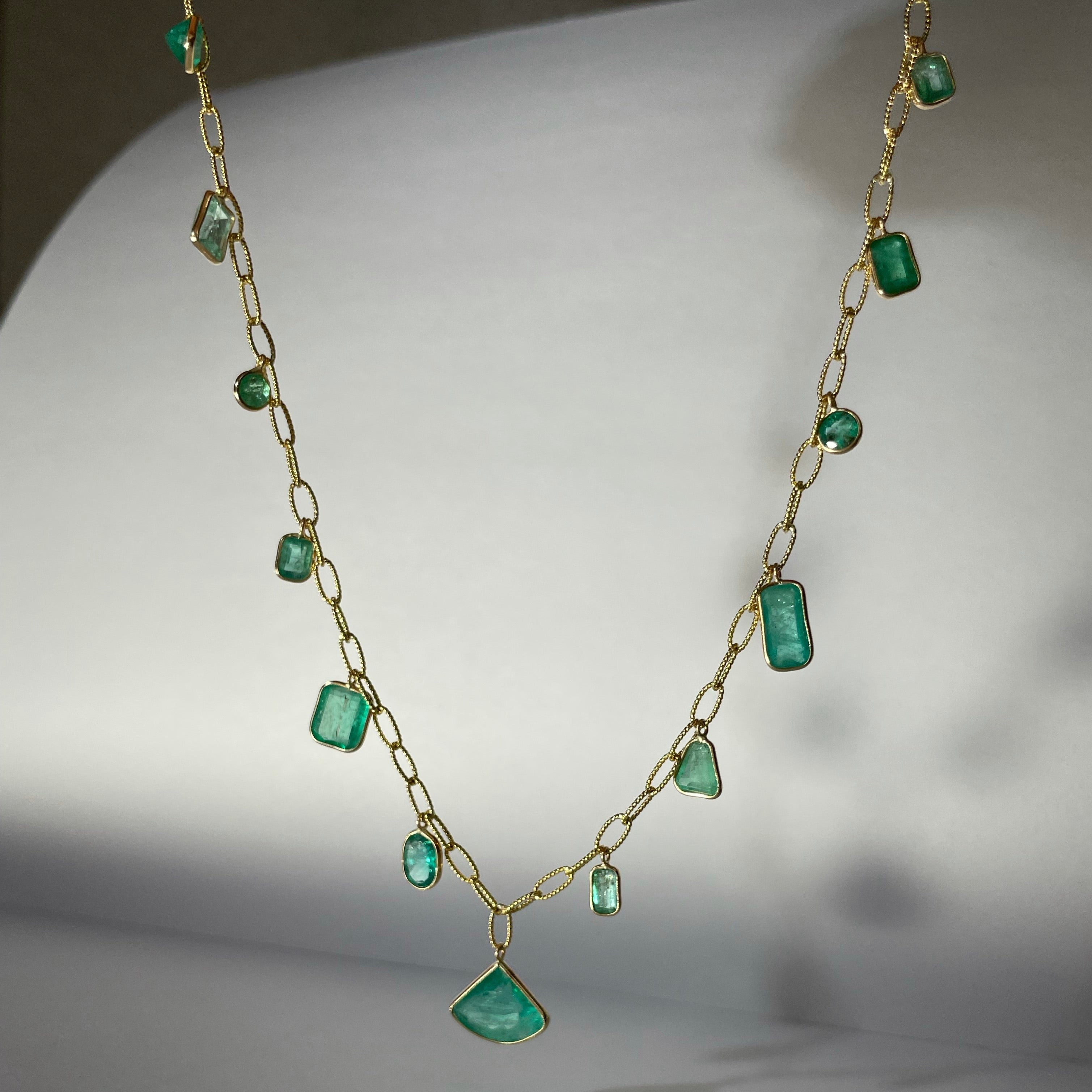 10.3CTS Multi Shape Colombian Emeralds 16" 14K Yellow Gold Dangle Necklace
