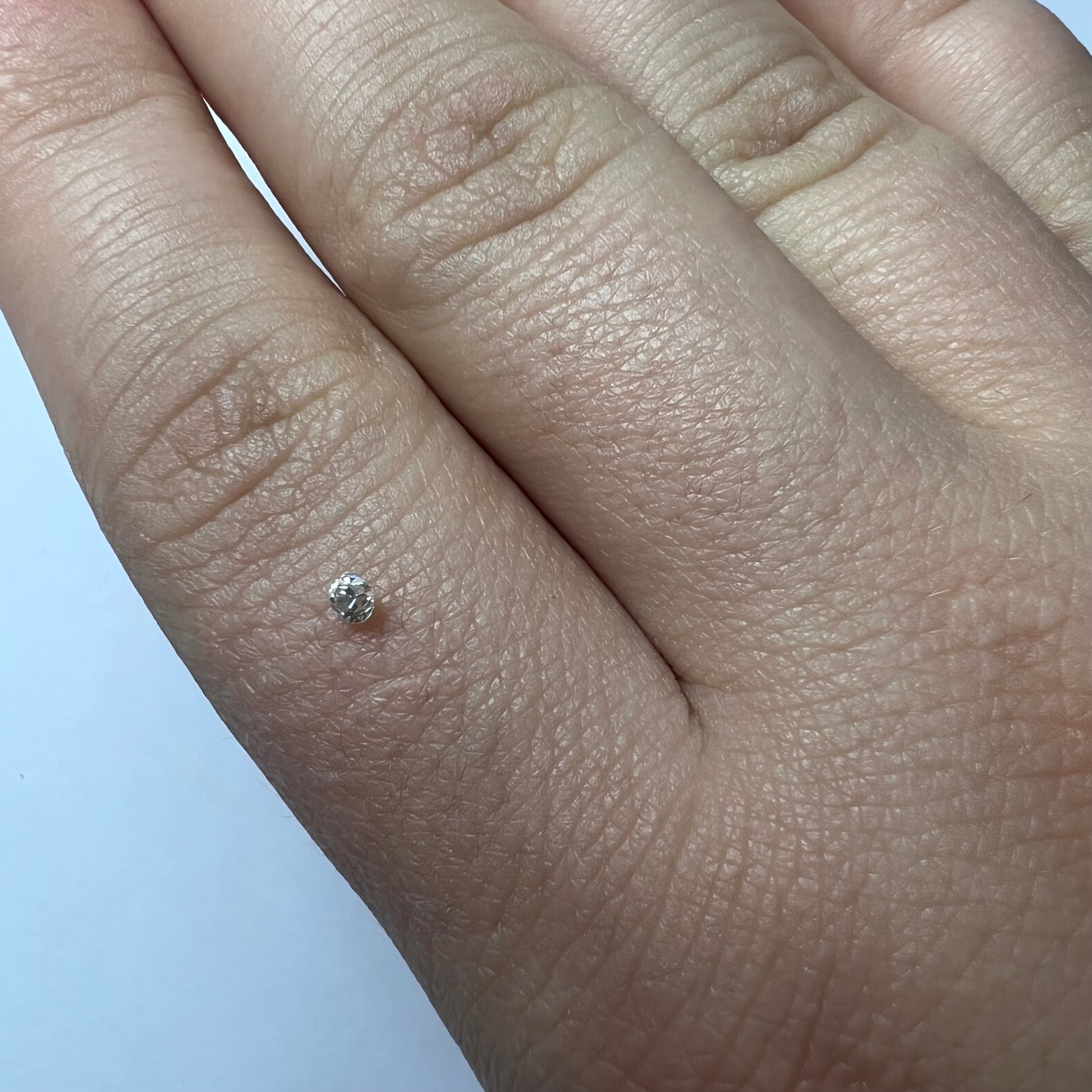 .065CT Old Mine Cut Diamond Light Champagne 2.39x1.74mm VS2 Natural Earth mined