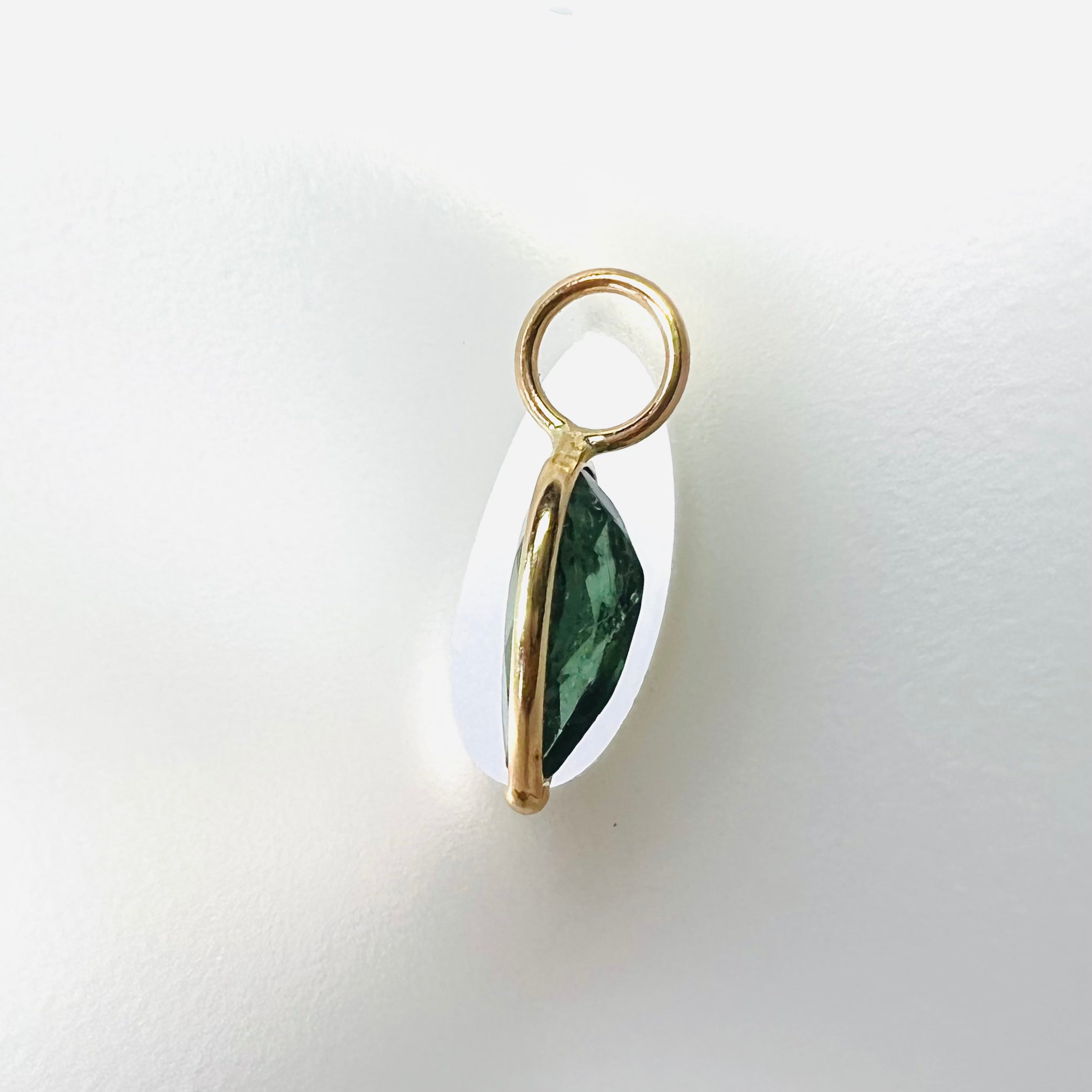 .82CT Natural Pear Tourmaline 14K Yellow Gold Pendant Charm 14x6mm