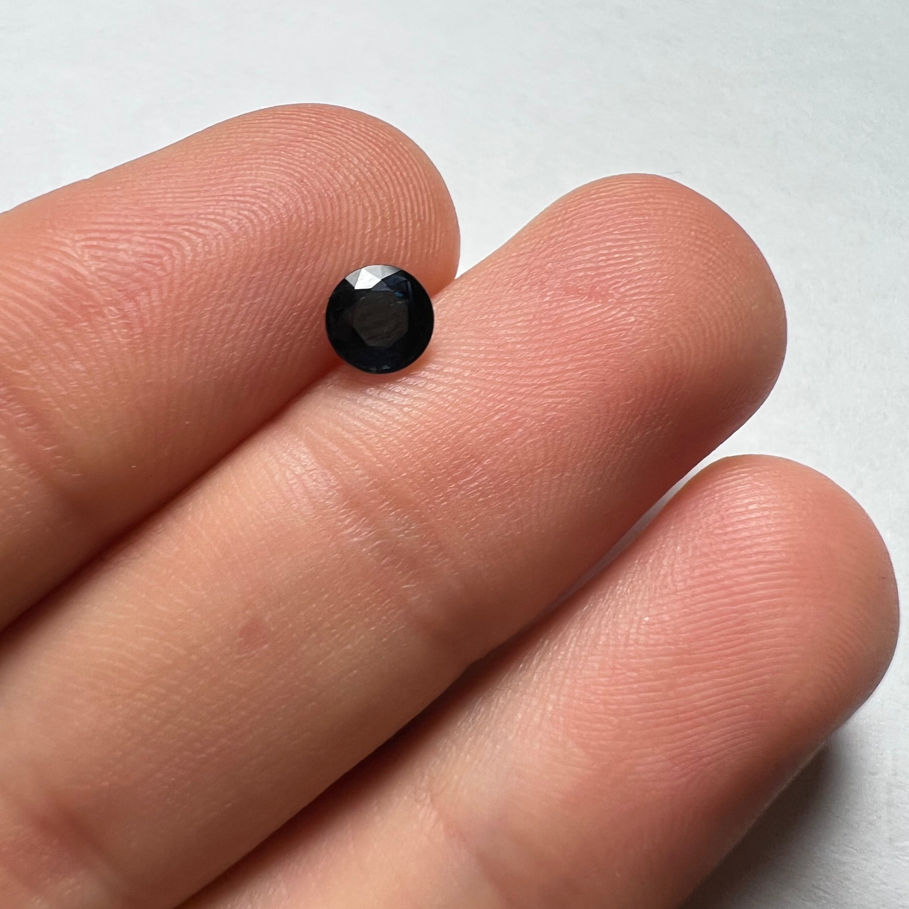 .78CT Loose Round Blue Sapphire 5.x4mm Earth mined Gemstone