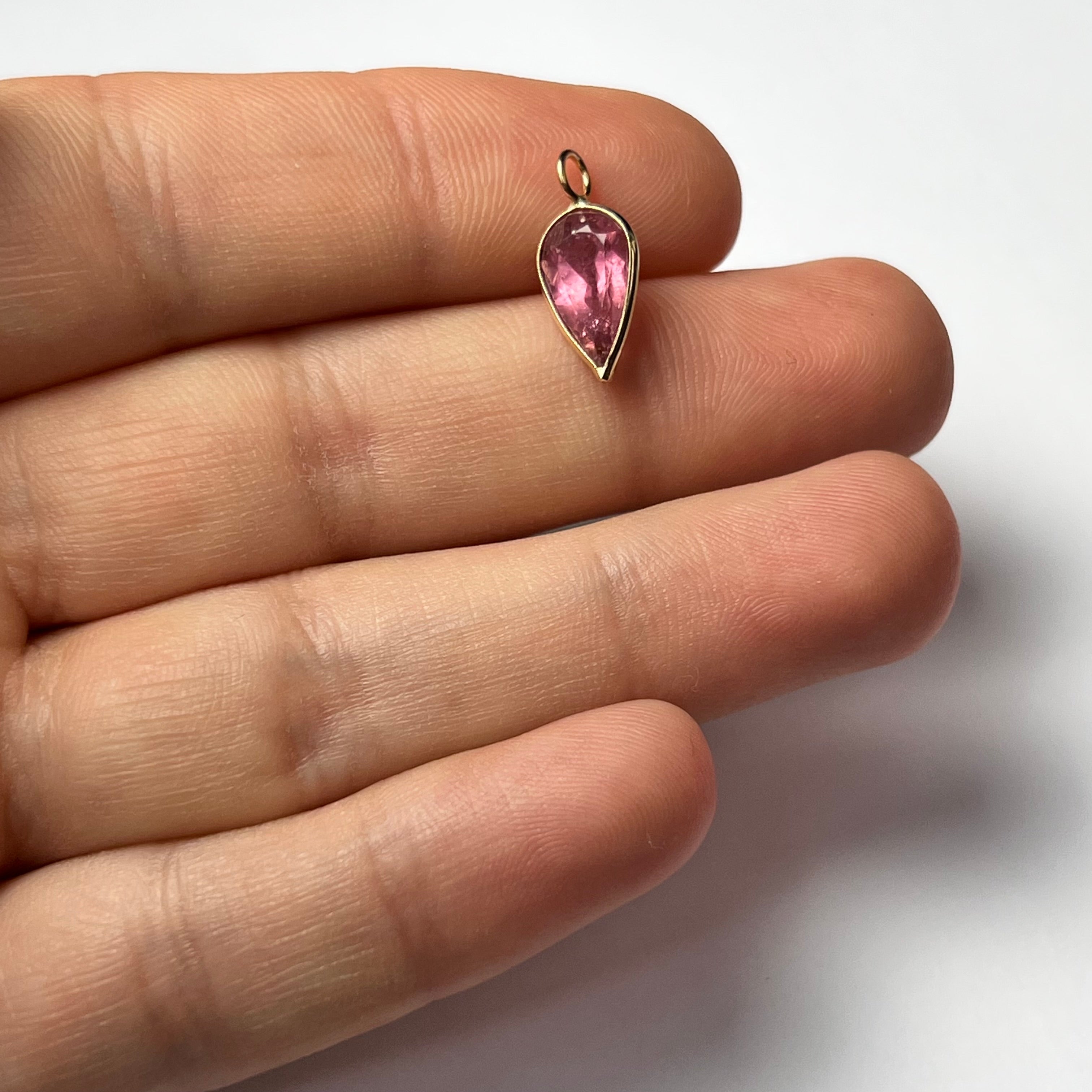 Natural Vibrant Pink Pear Tourmaline 14K Yellow Gold Pendant Charm 17x6.5mm