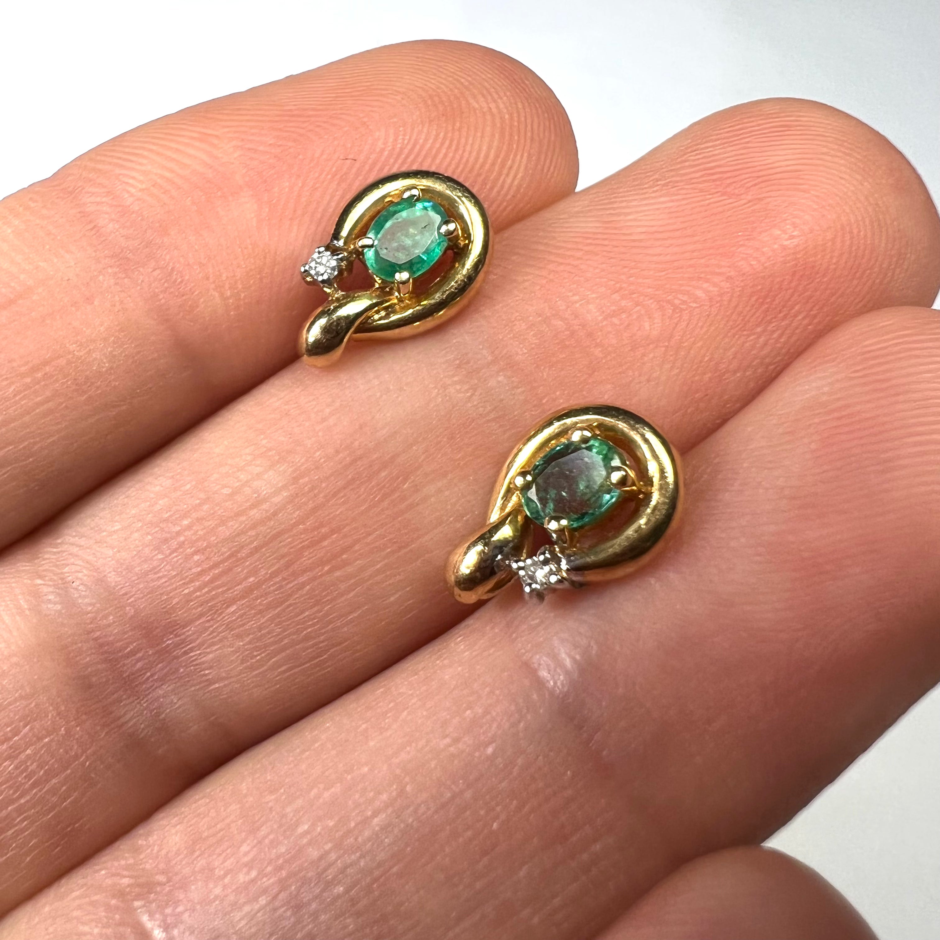 14K Yellow Gold Oval .45ct Emerald & .03ct Diamond Earring Pushback Studs 11x7mm